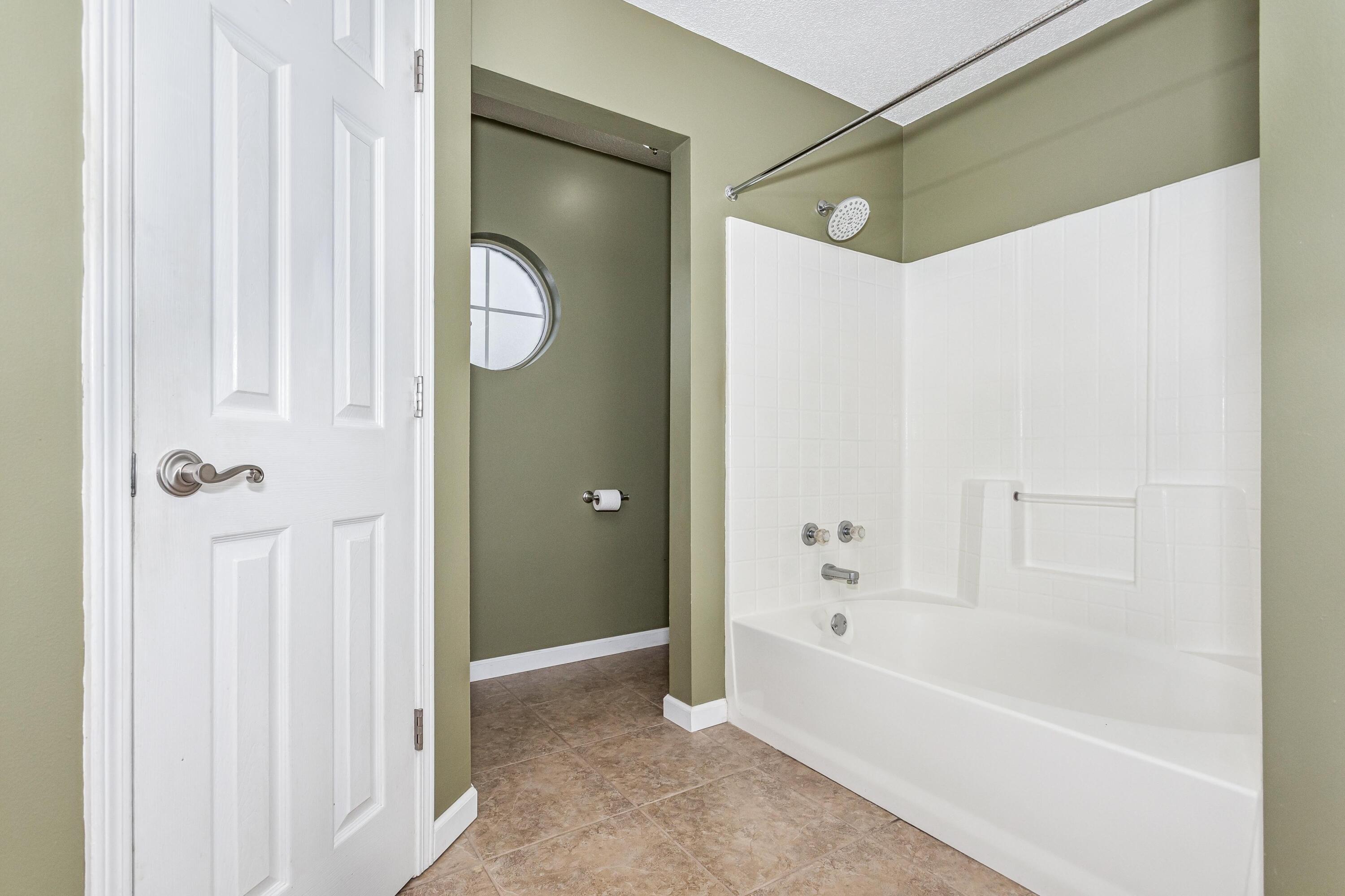 2201 Wedgewood Court