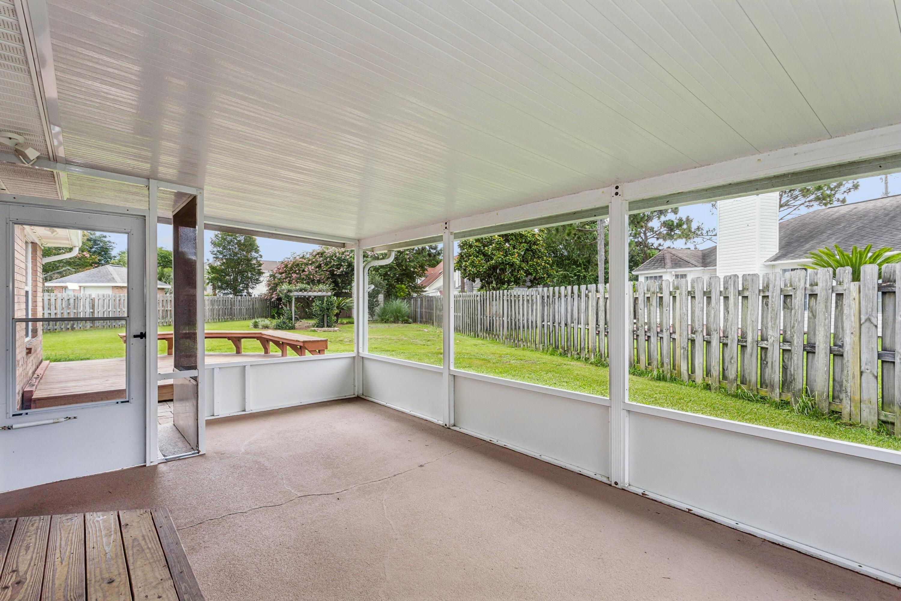 2201 Wedgewood Court