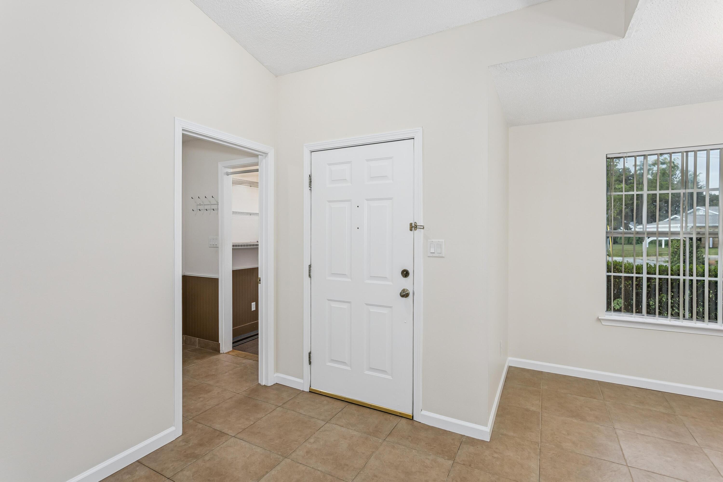 2201 Wedgewood Court
