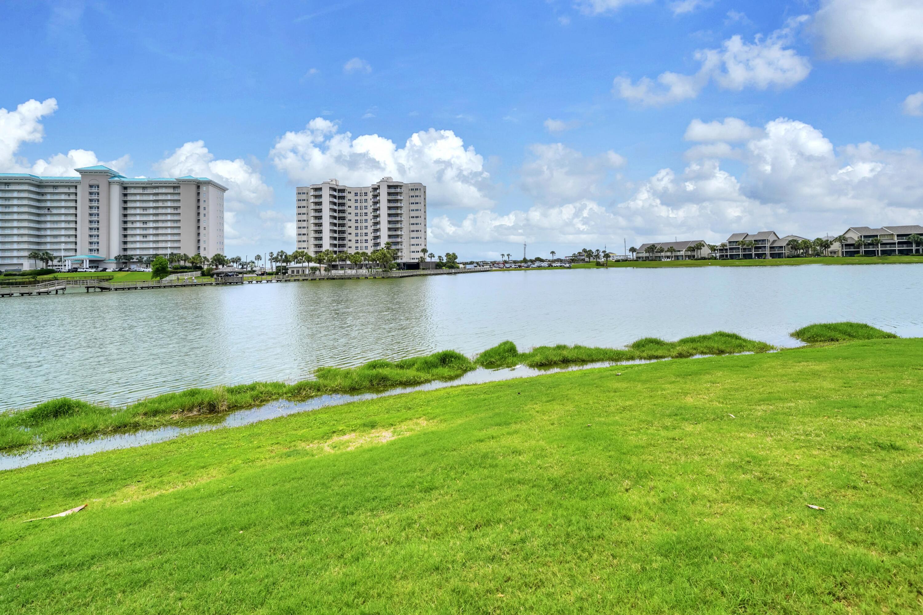 8 Stewart Lake Cove 200