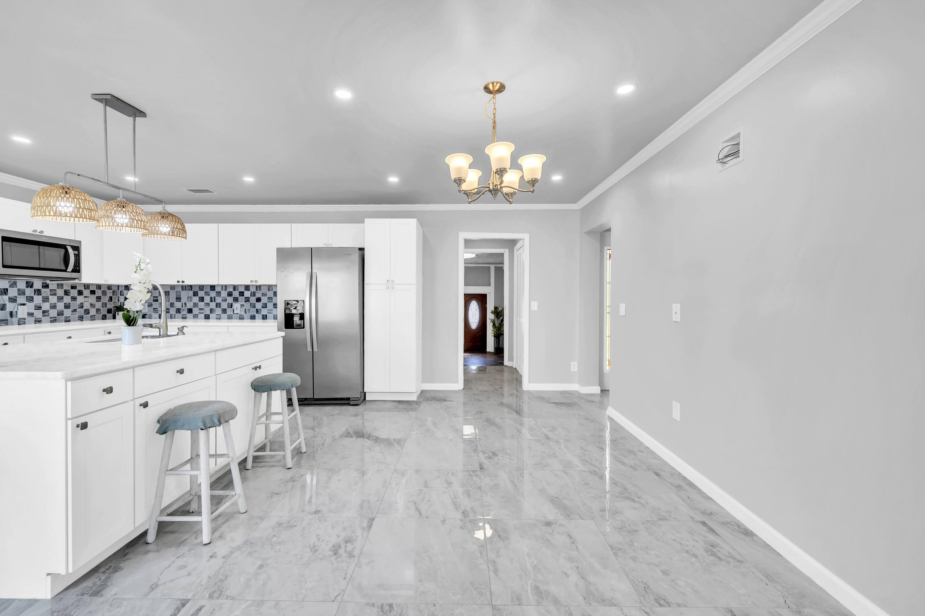8120 S Lagoon Drive