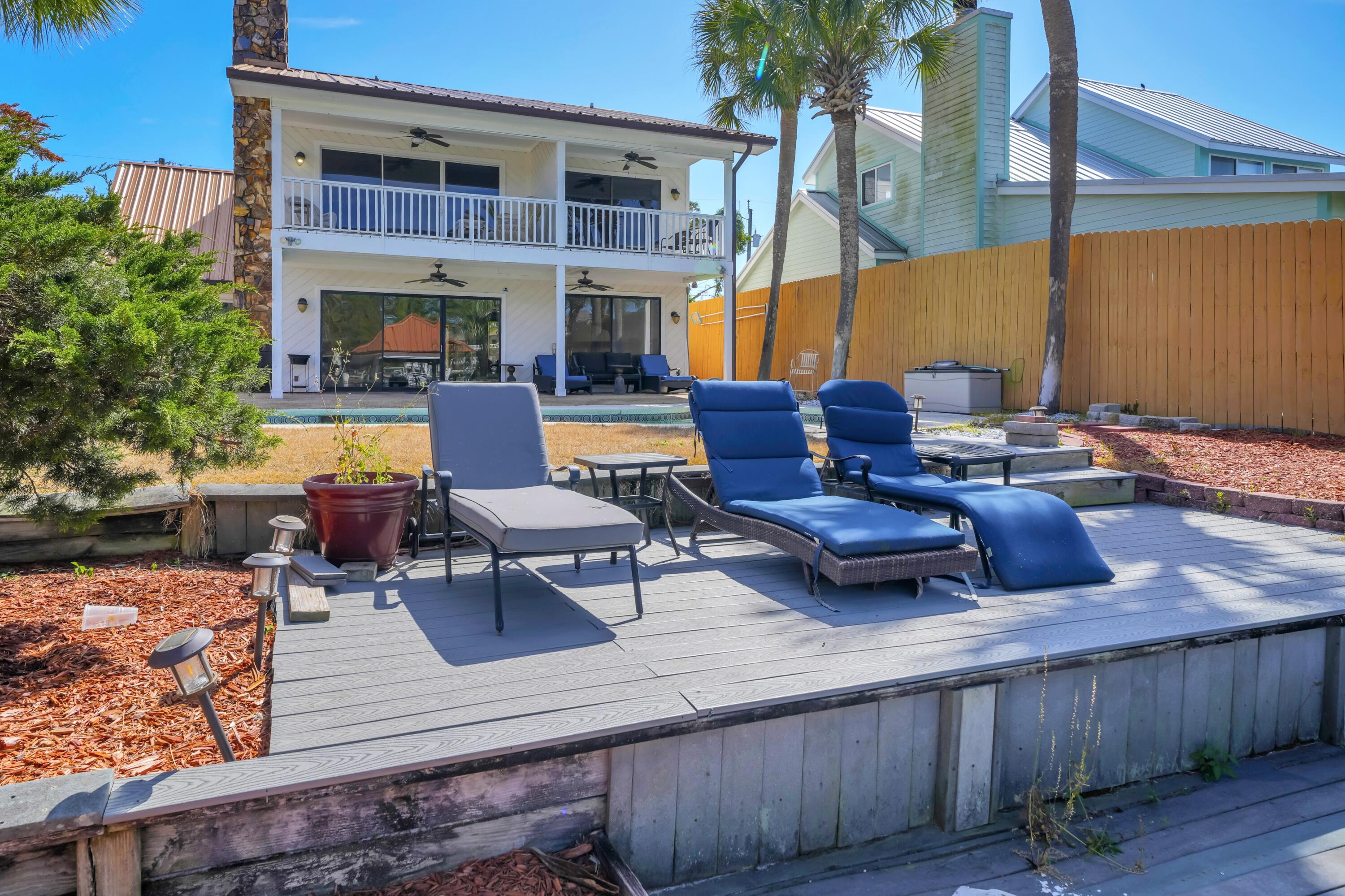 8120 S Lagoon Drive