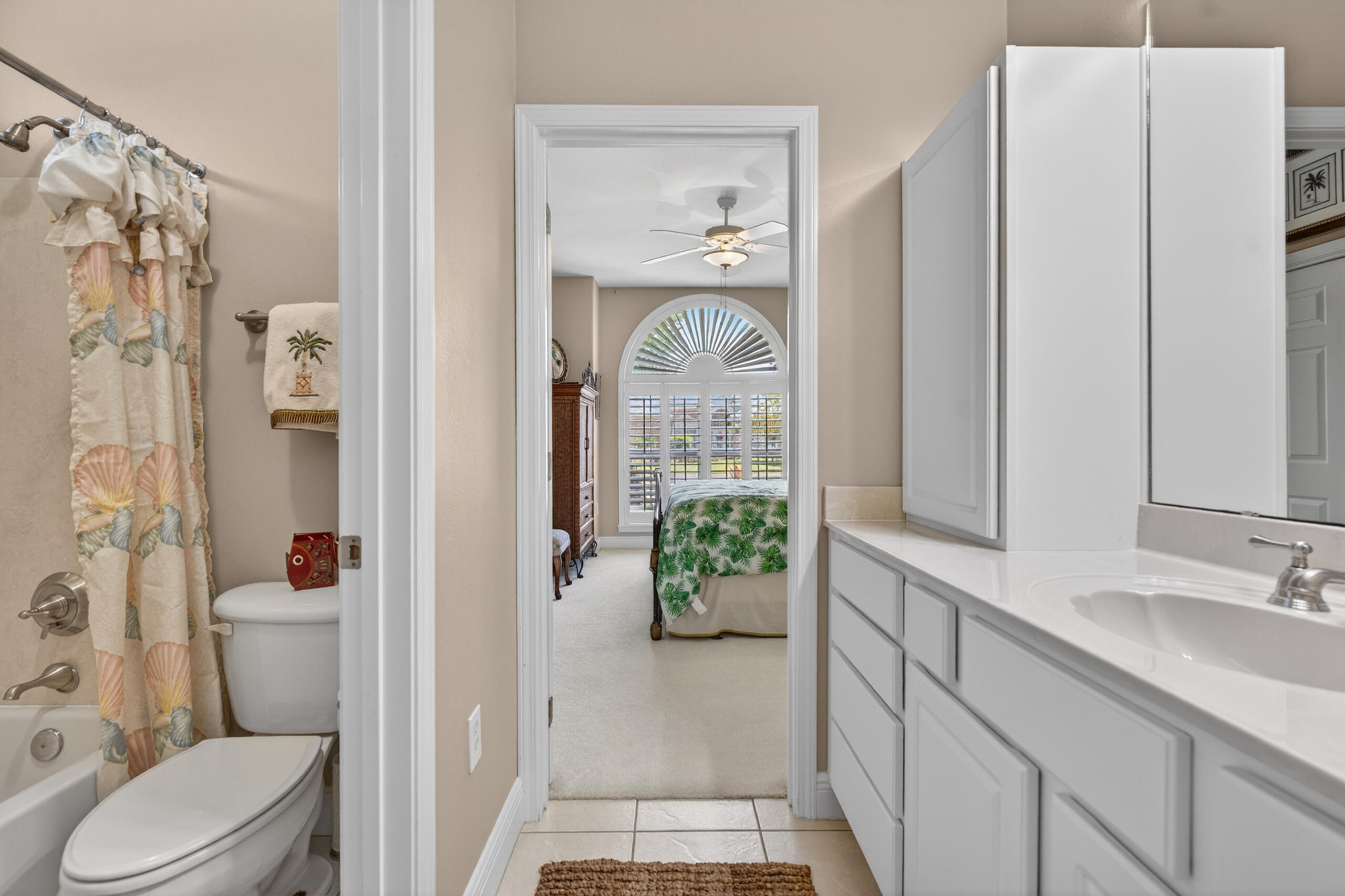 4242 Bobcat Cove