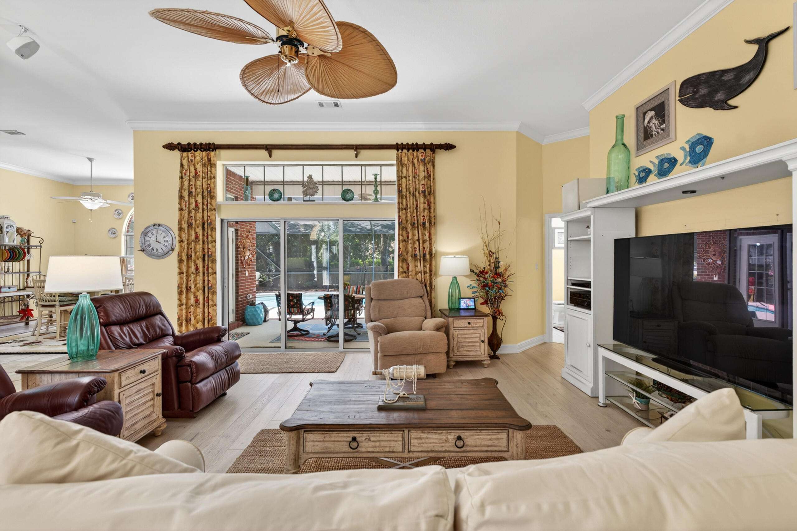 4242 Bobcat Cove