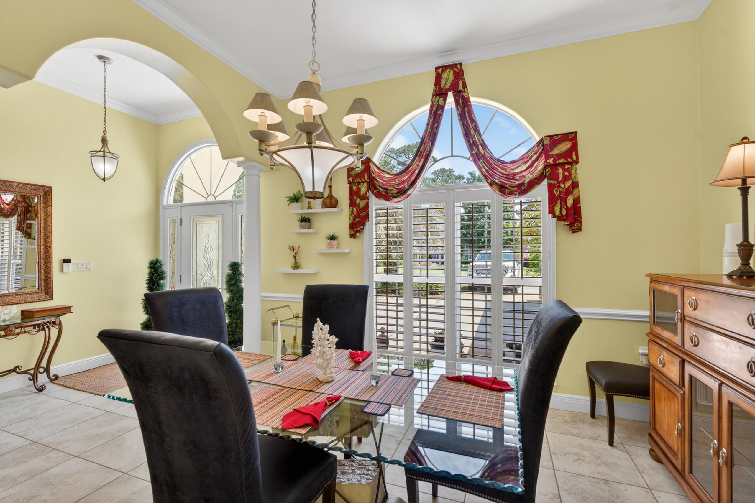 4242 Bobcat Cove