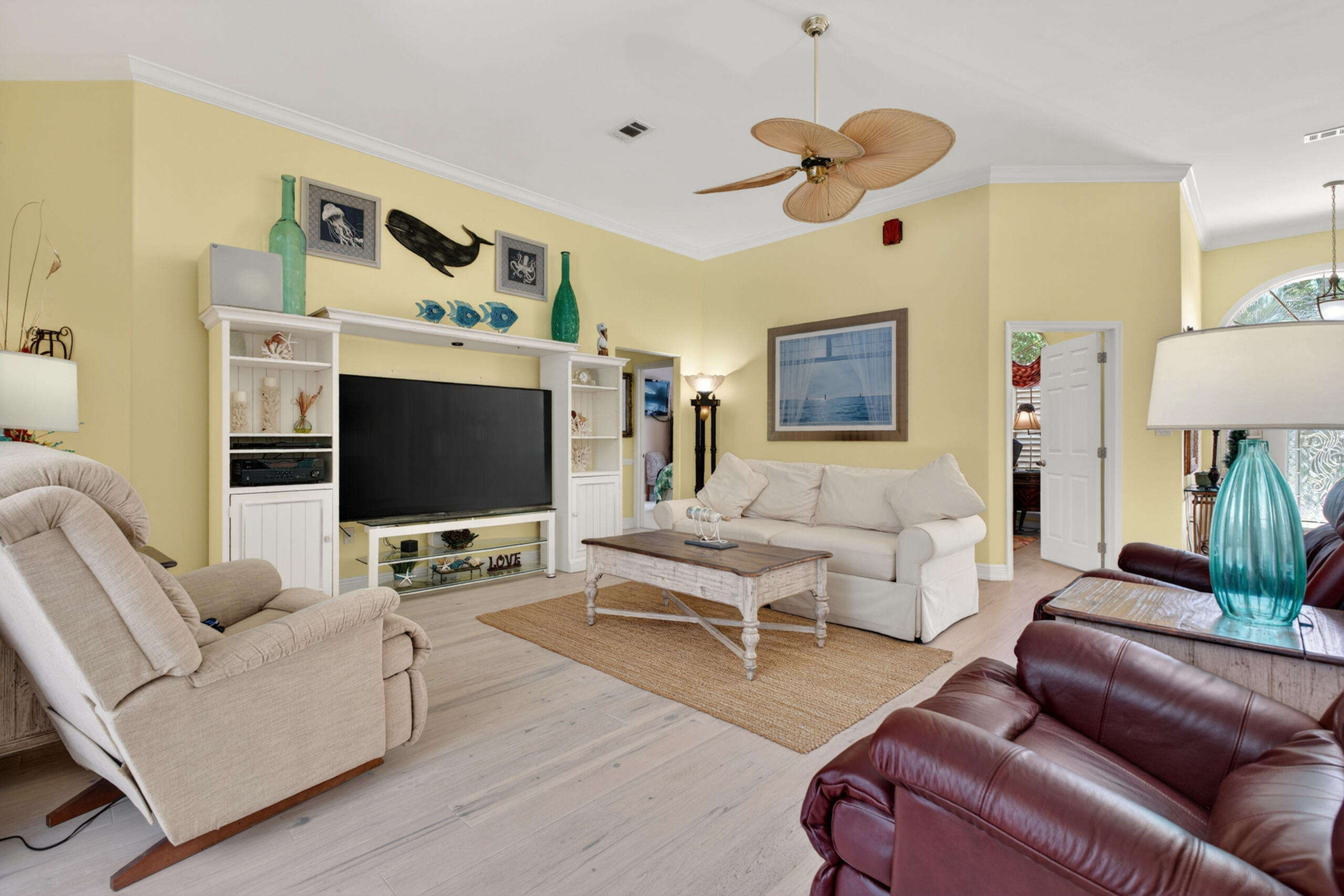 4242 Bobcat Cove