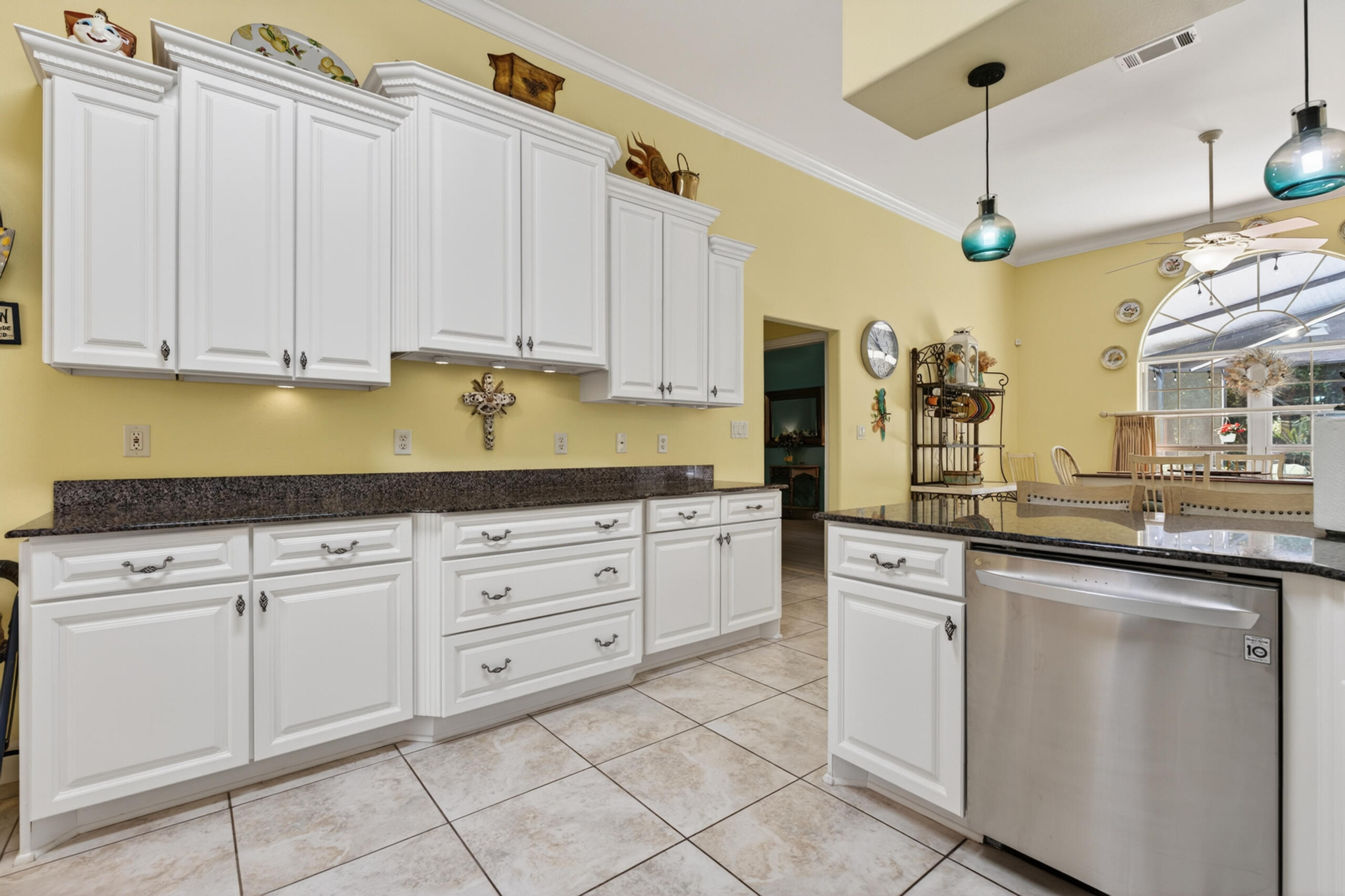 4242 Bobcat Cove