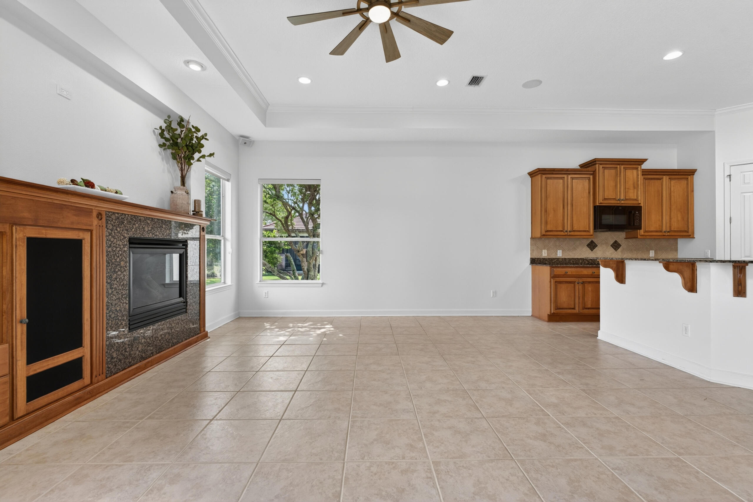 4318 Carriage Lane