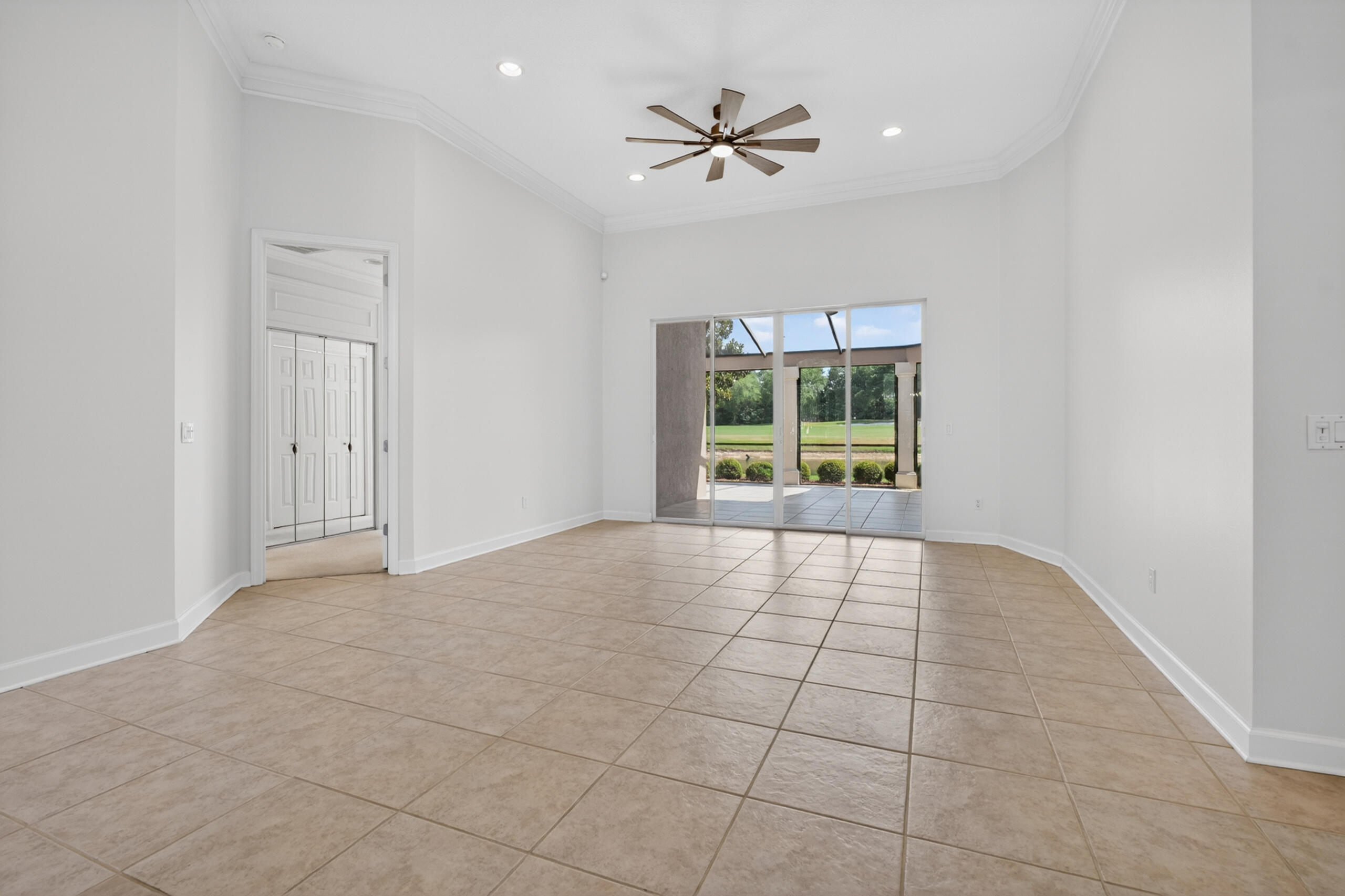 4318 Carriage Lane