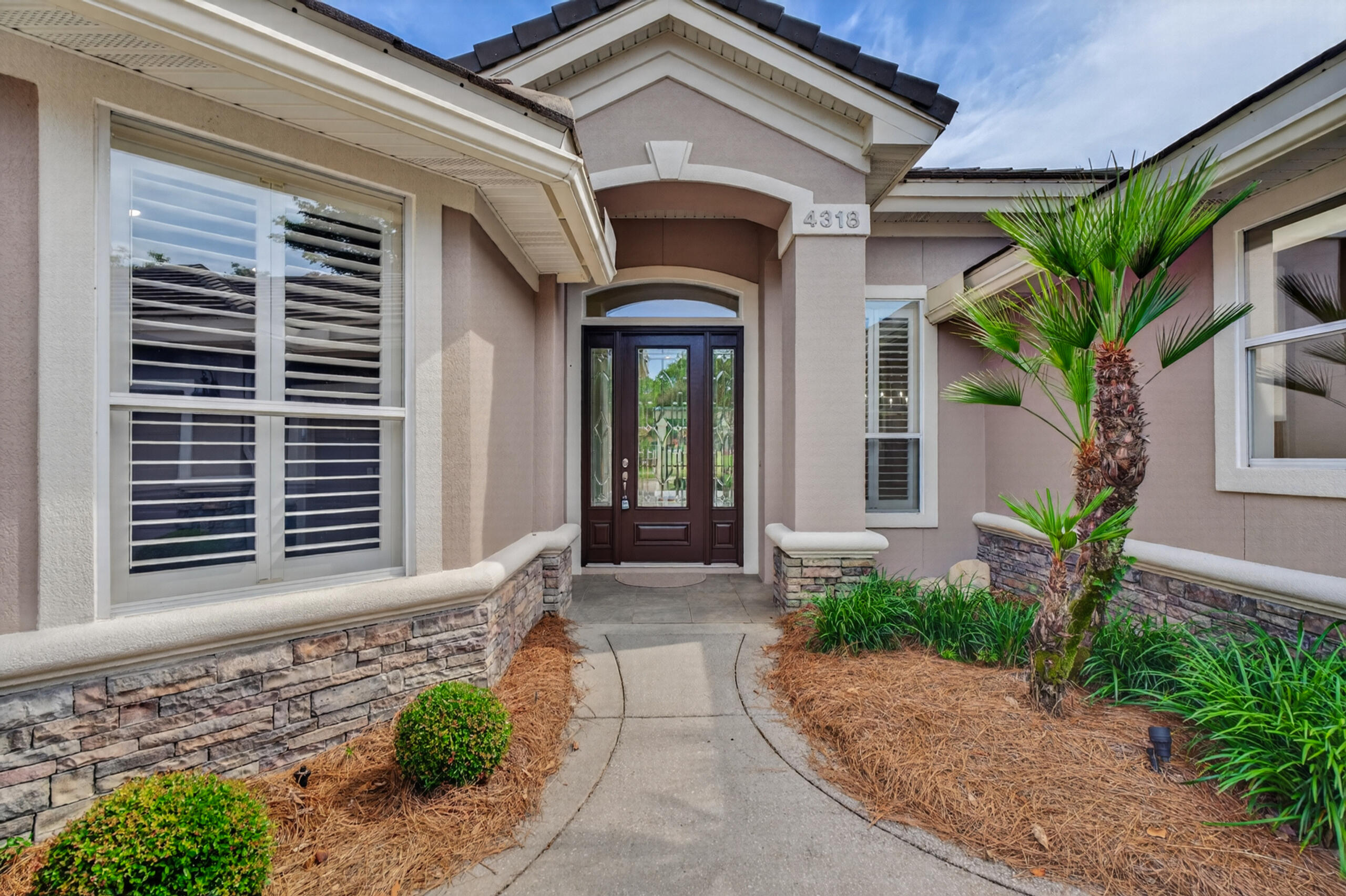 4318 Carriage Lane