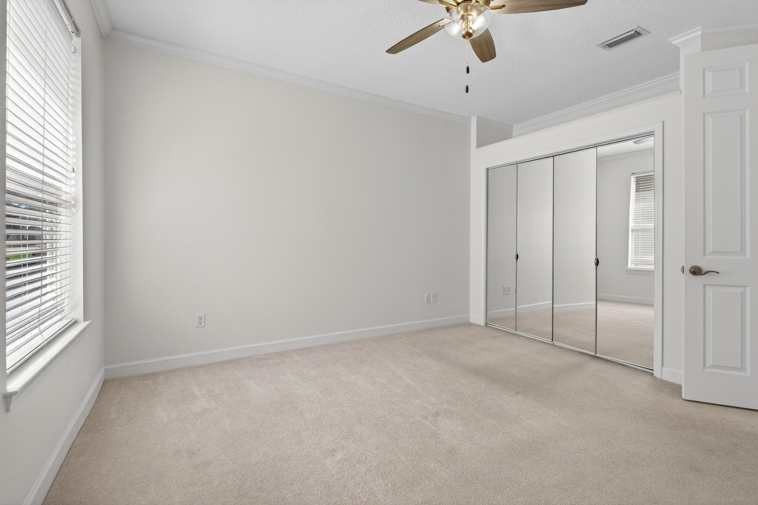 4318 Carriage Lane