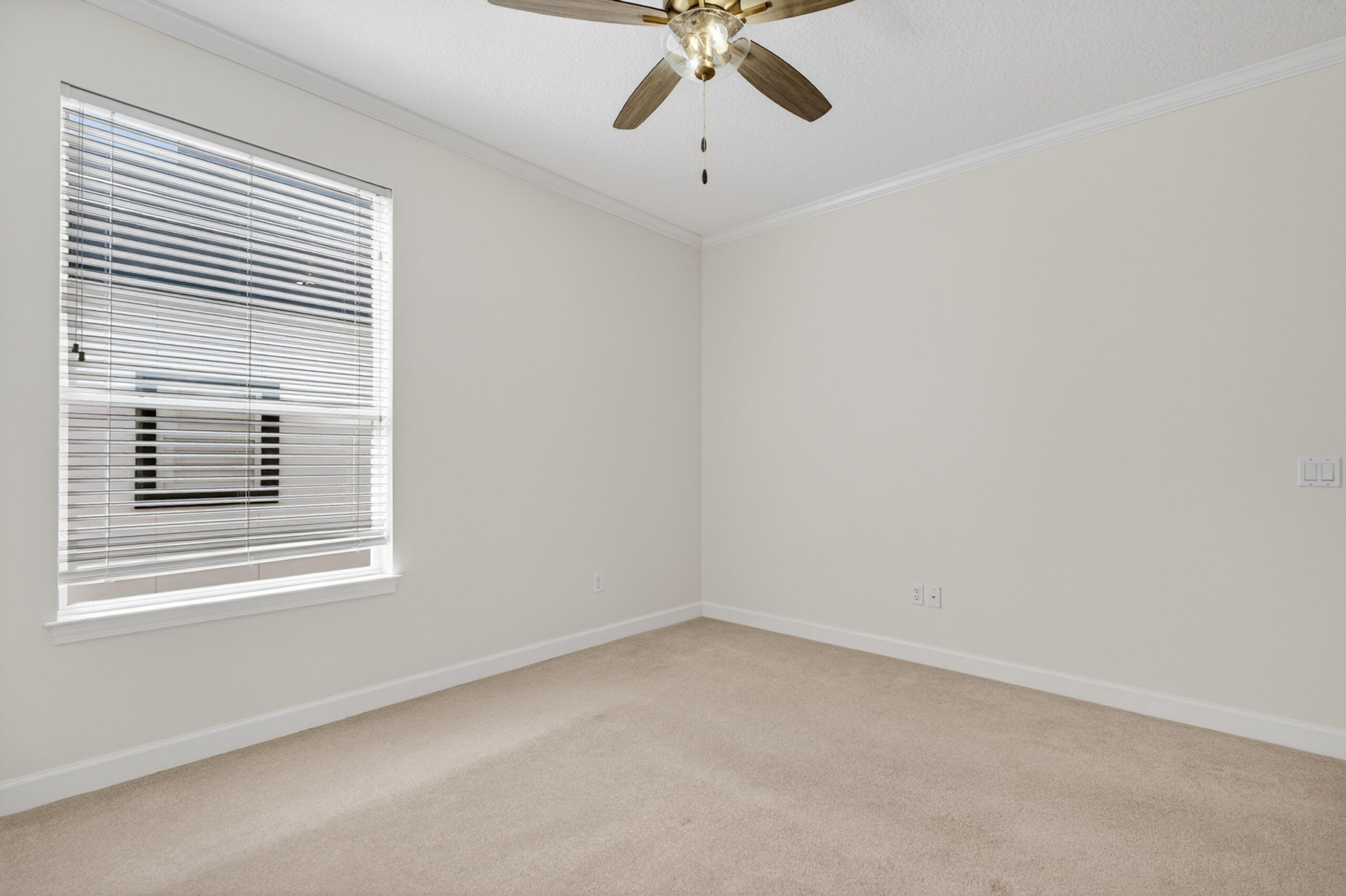 4318 Carriage Lane