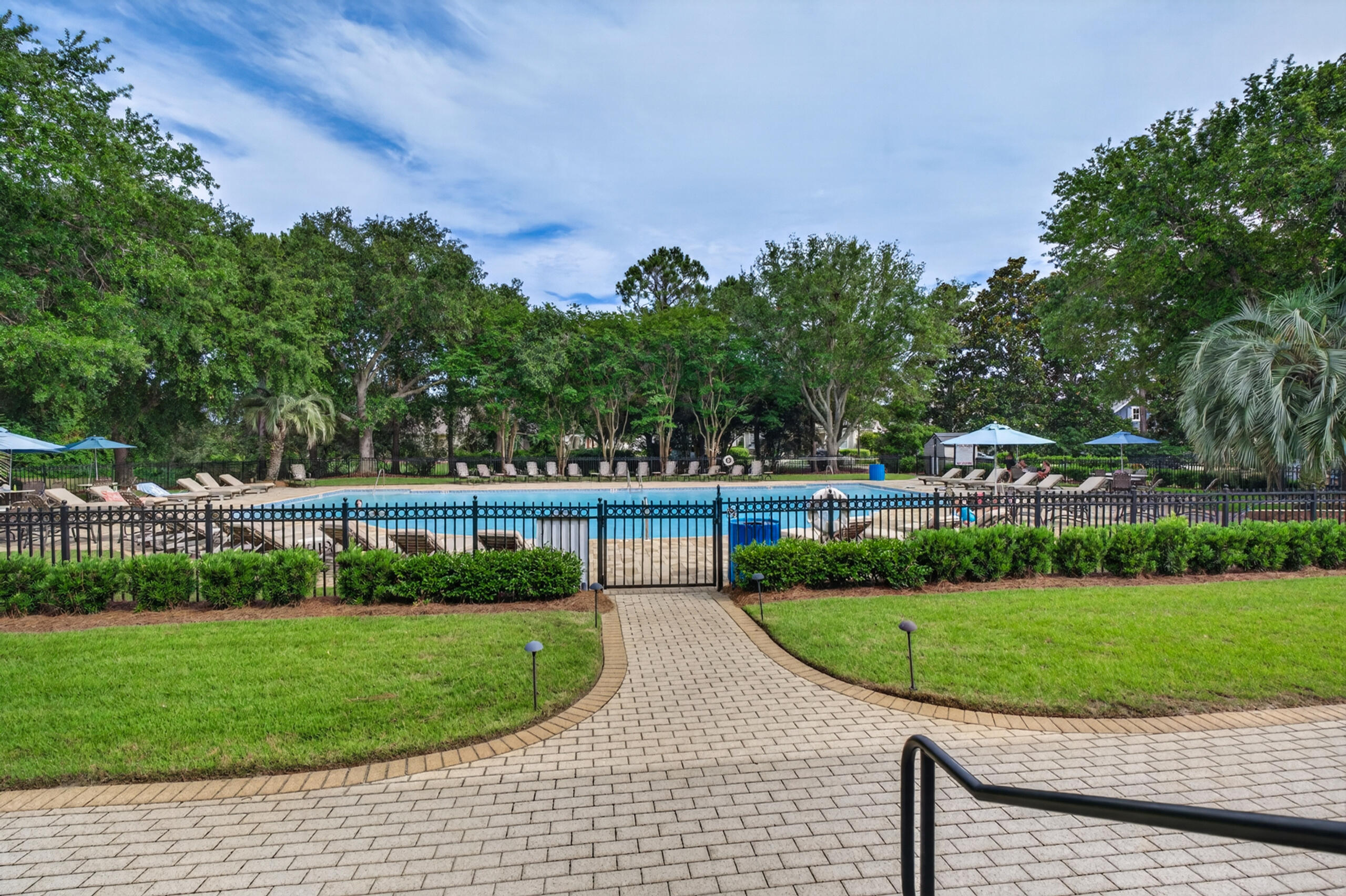 4318 Carriage Lane