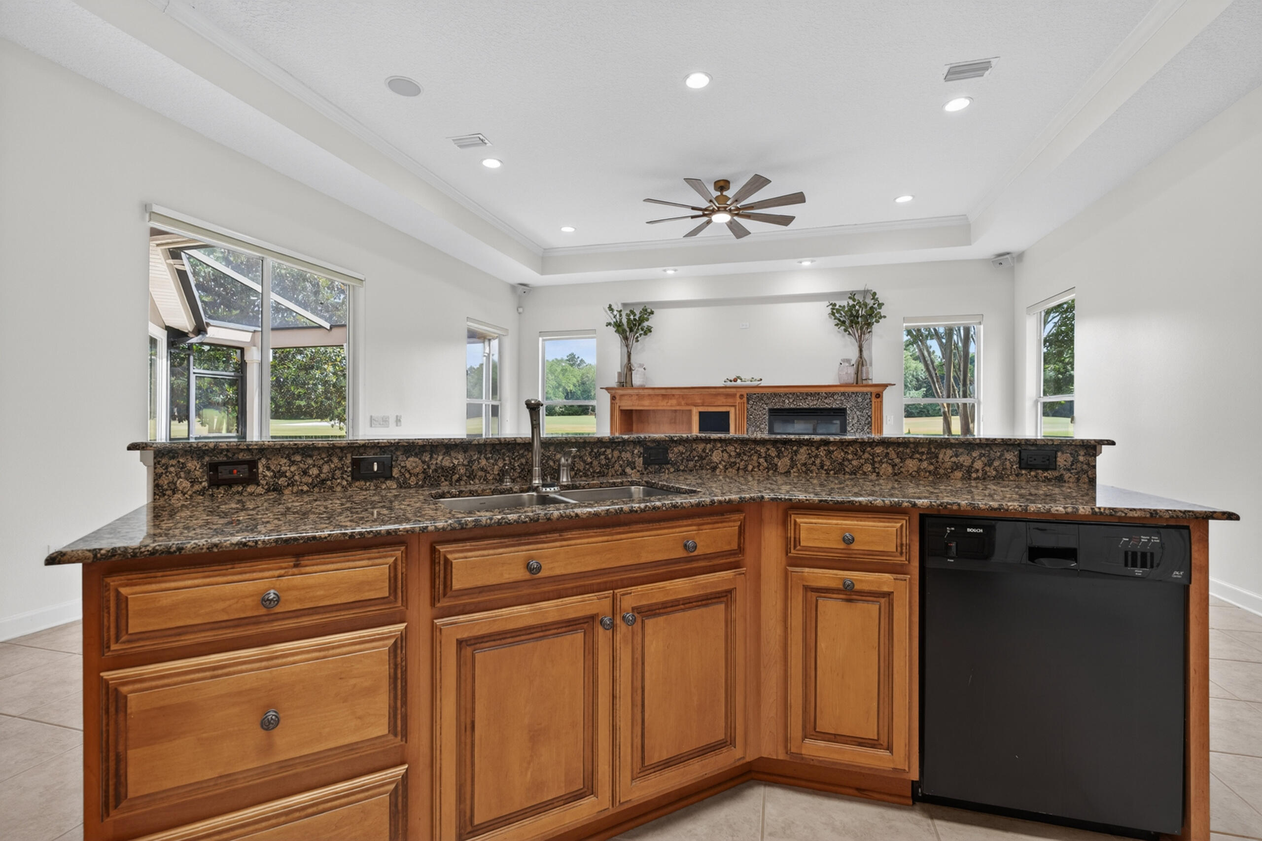 4318 Carriage Lane