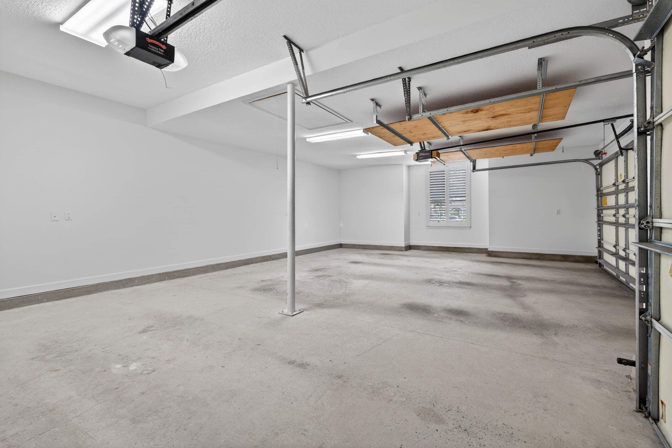 4318 Carriage Lane