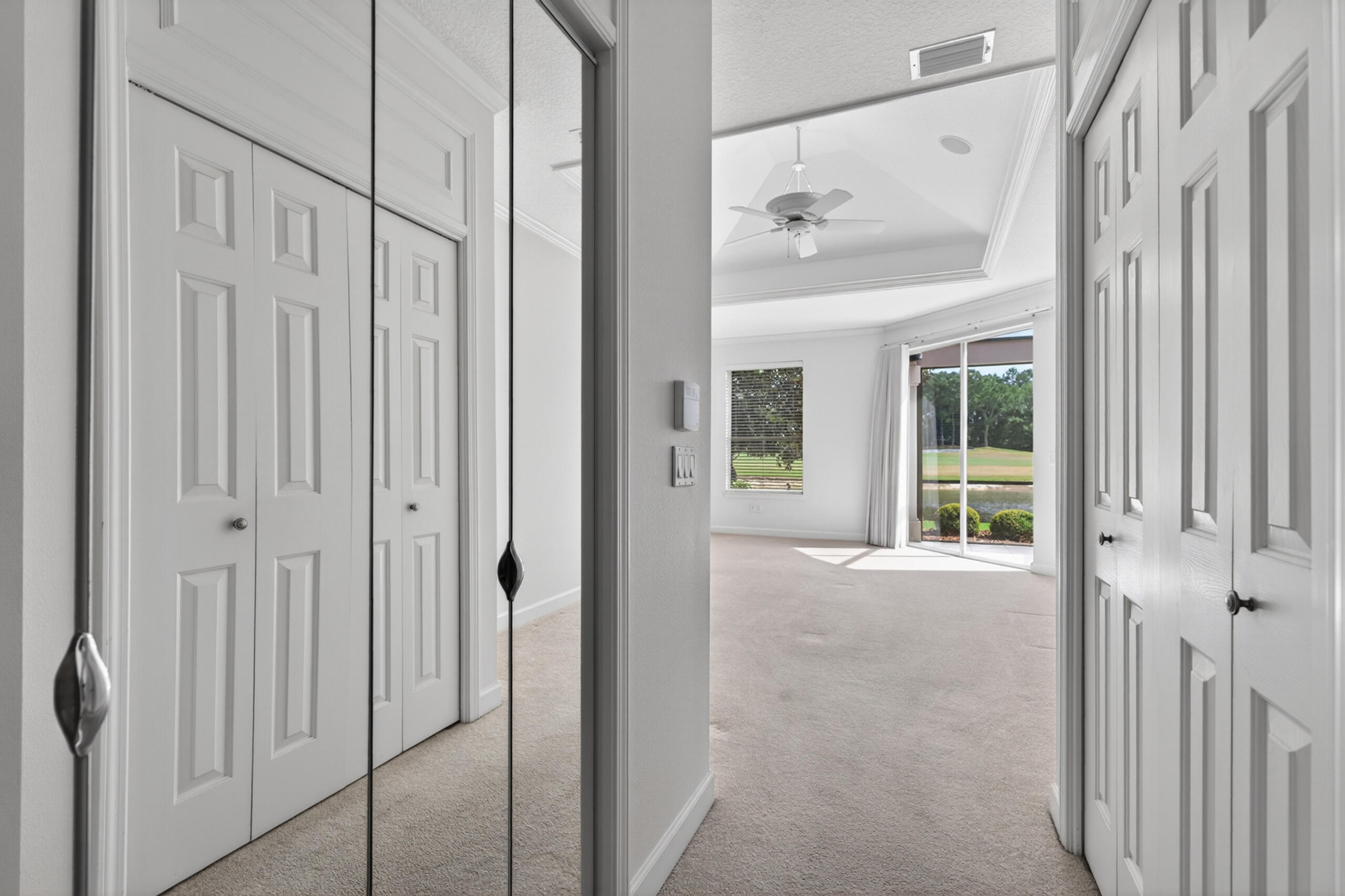 4318 Carriage Lane