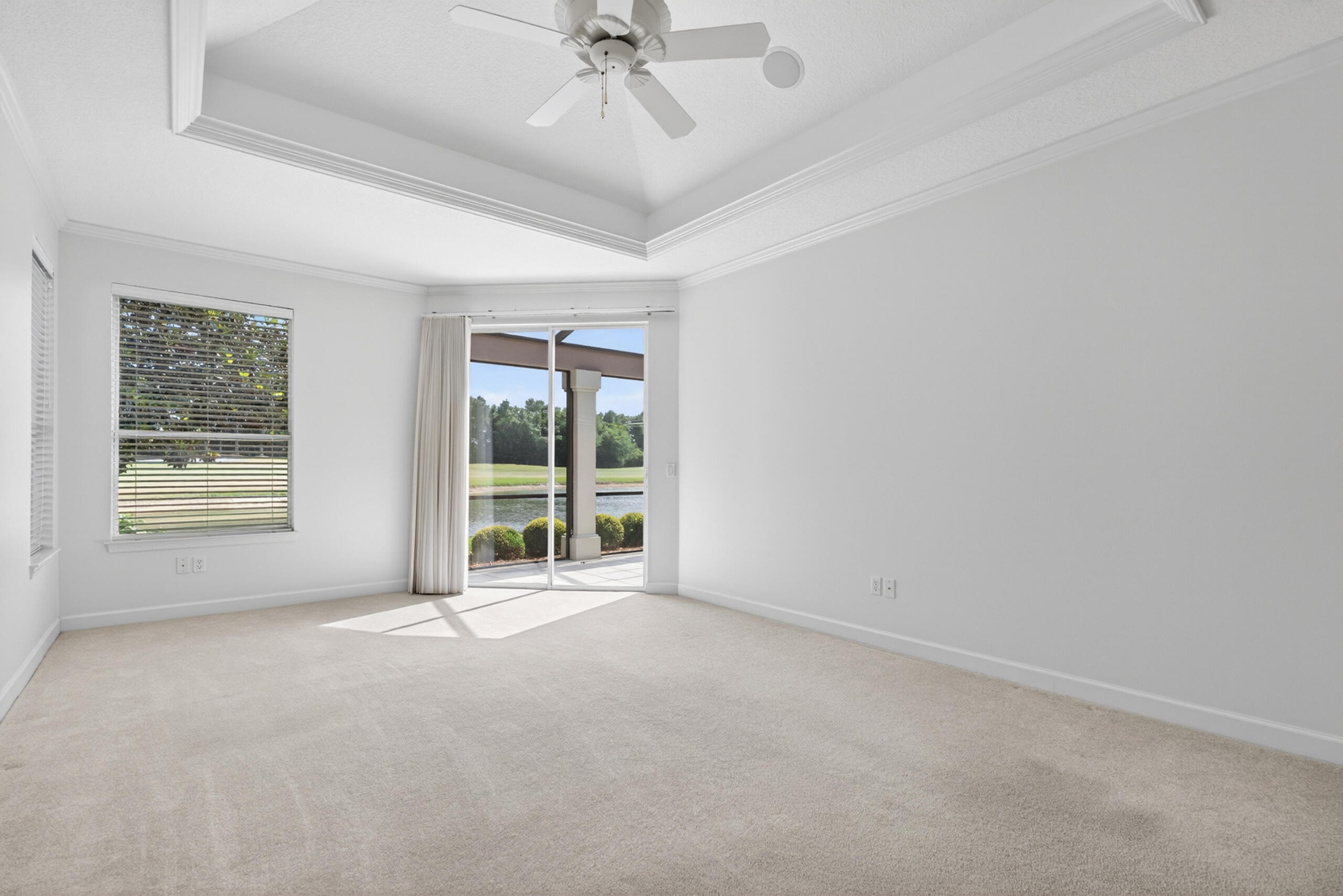 4318 Carriage Lane