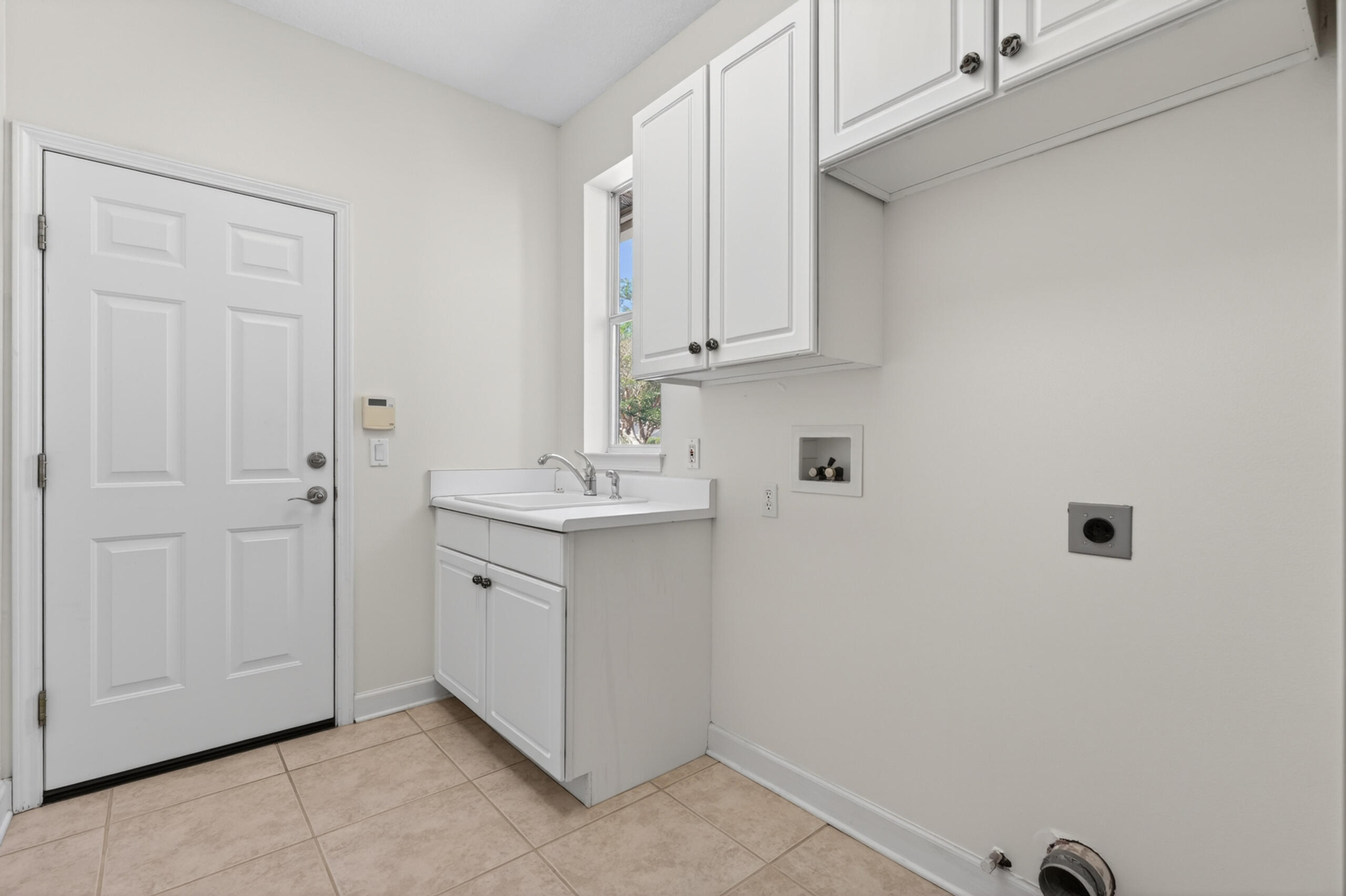 4318 Carriage Lane