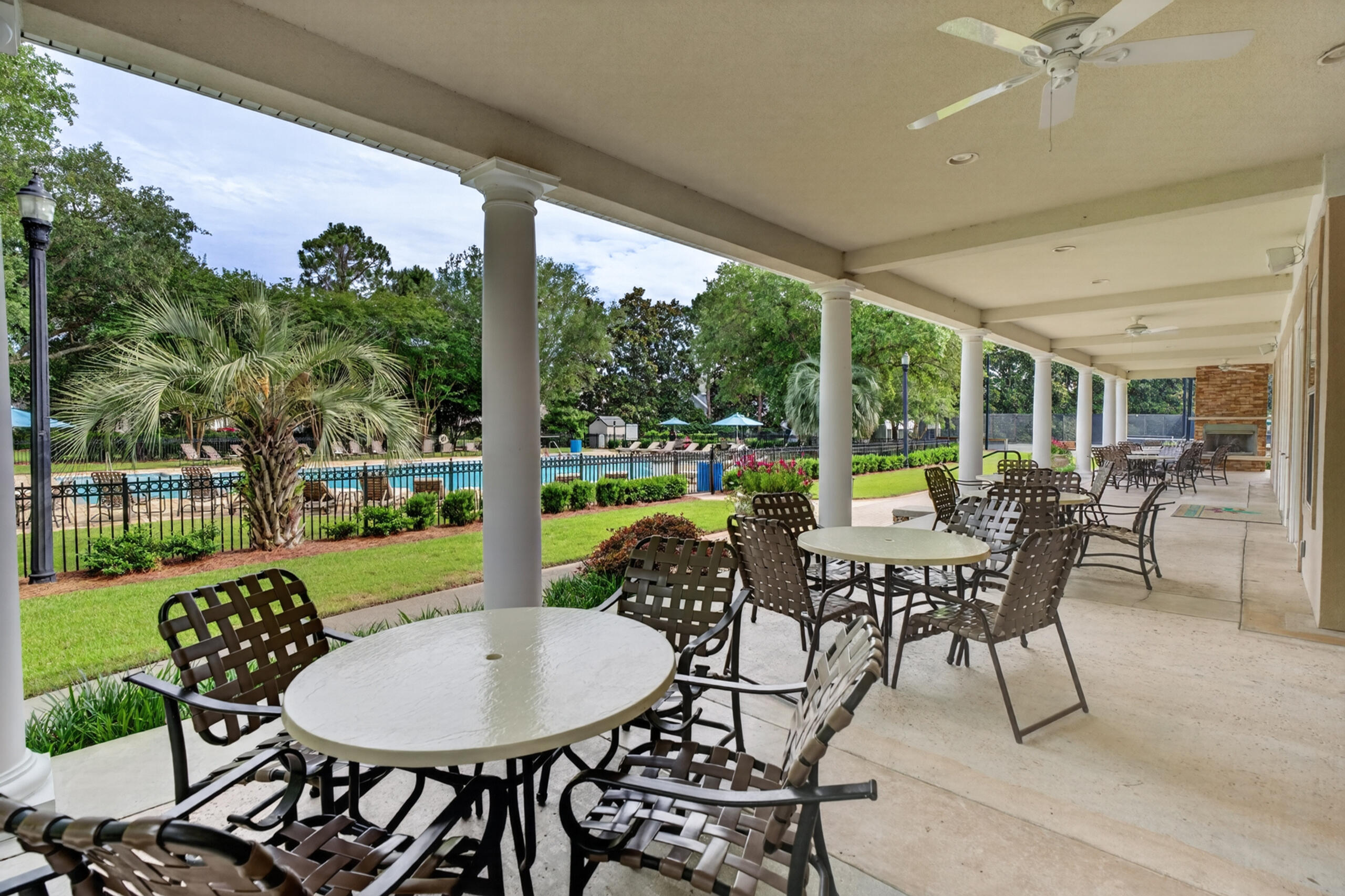 4318 Carriage Lane
