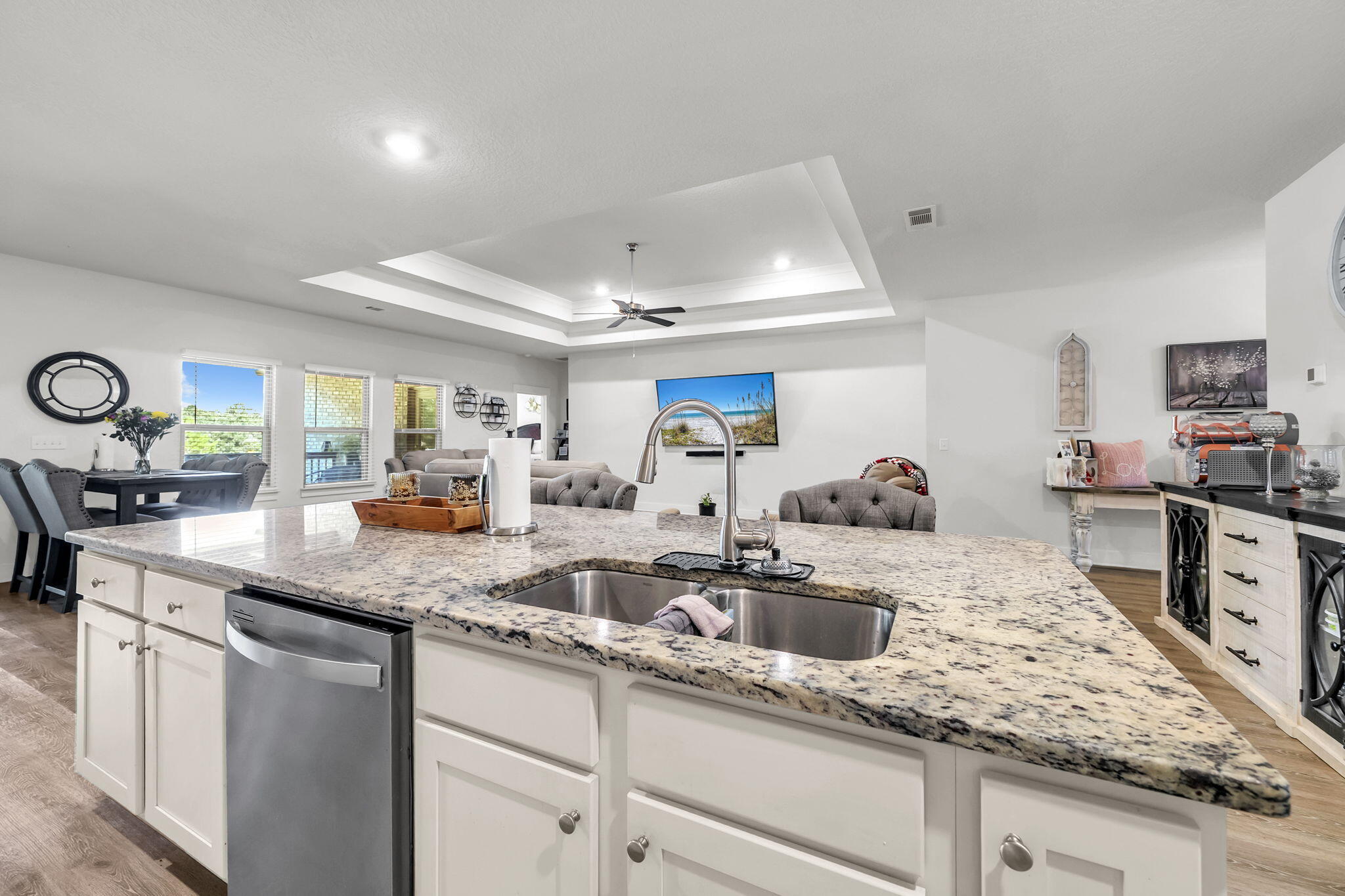 6001 Fiori Drive