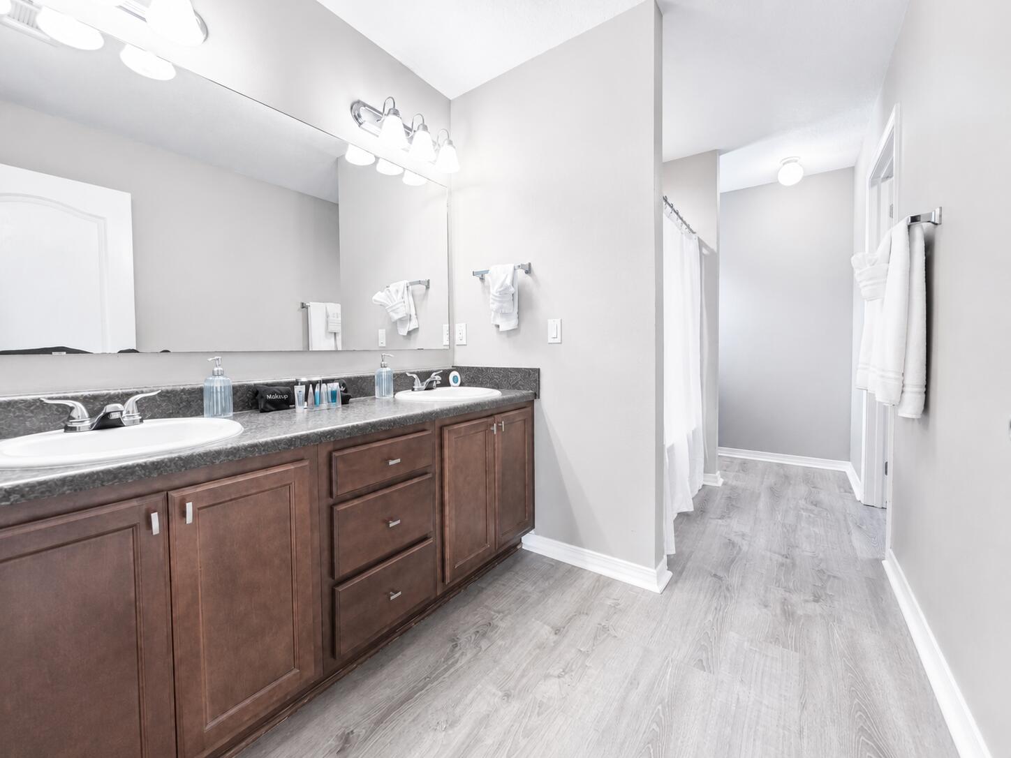 8924 Quail Roost Drive