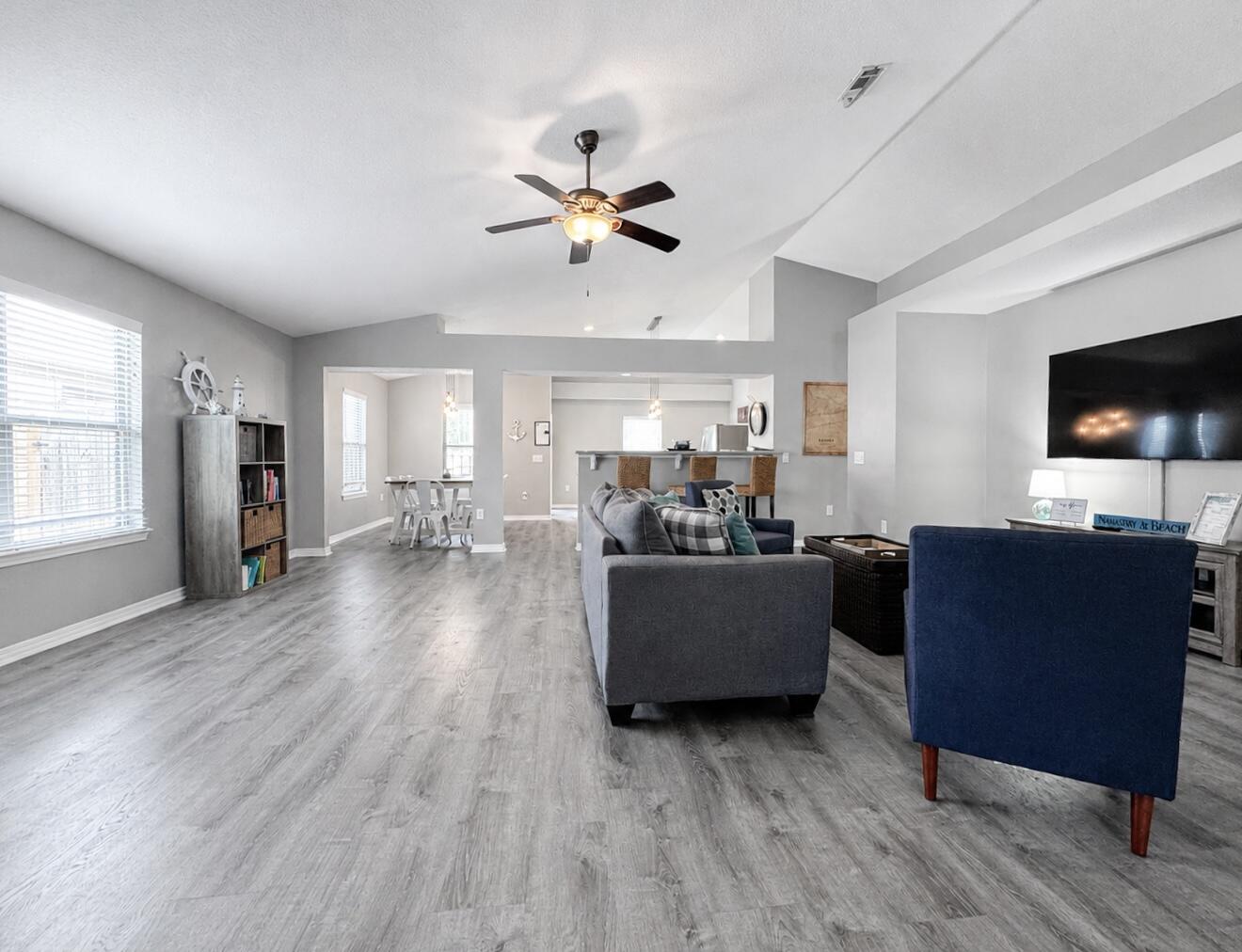 8924 Quail Roost Drive