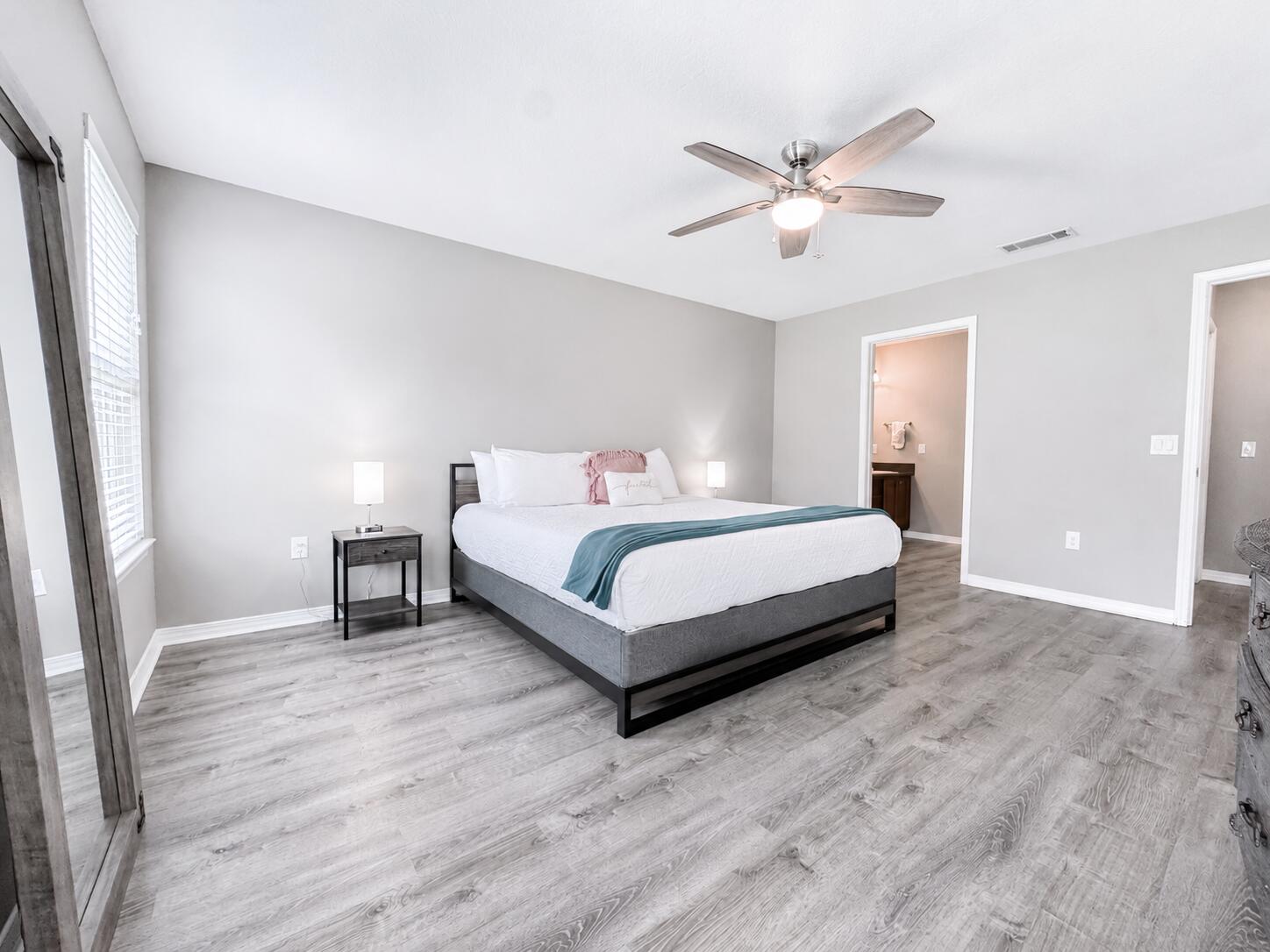 8924 Quail Roost Drive