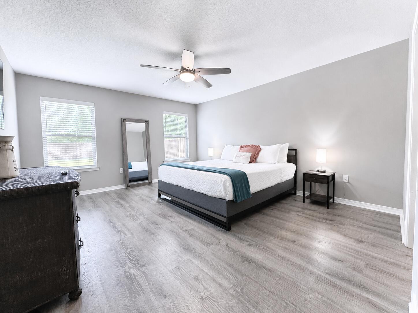 8924 Quail Roost Drive