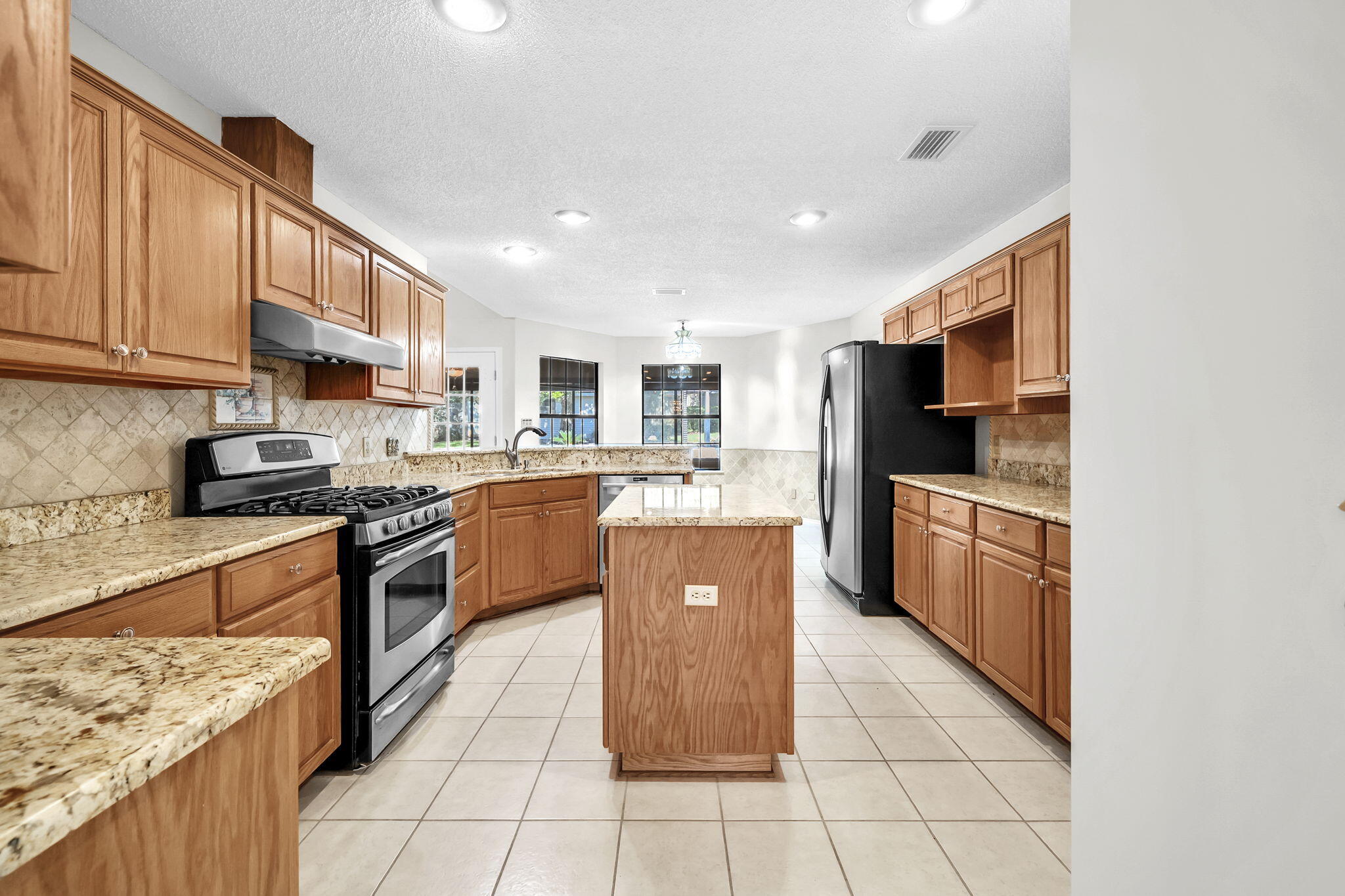 2319 Canal Drive