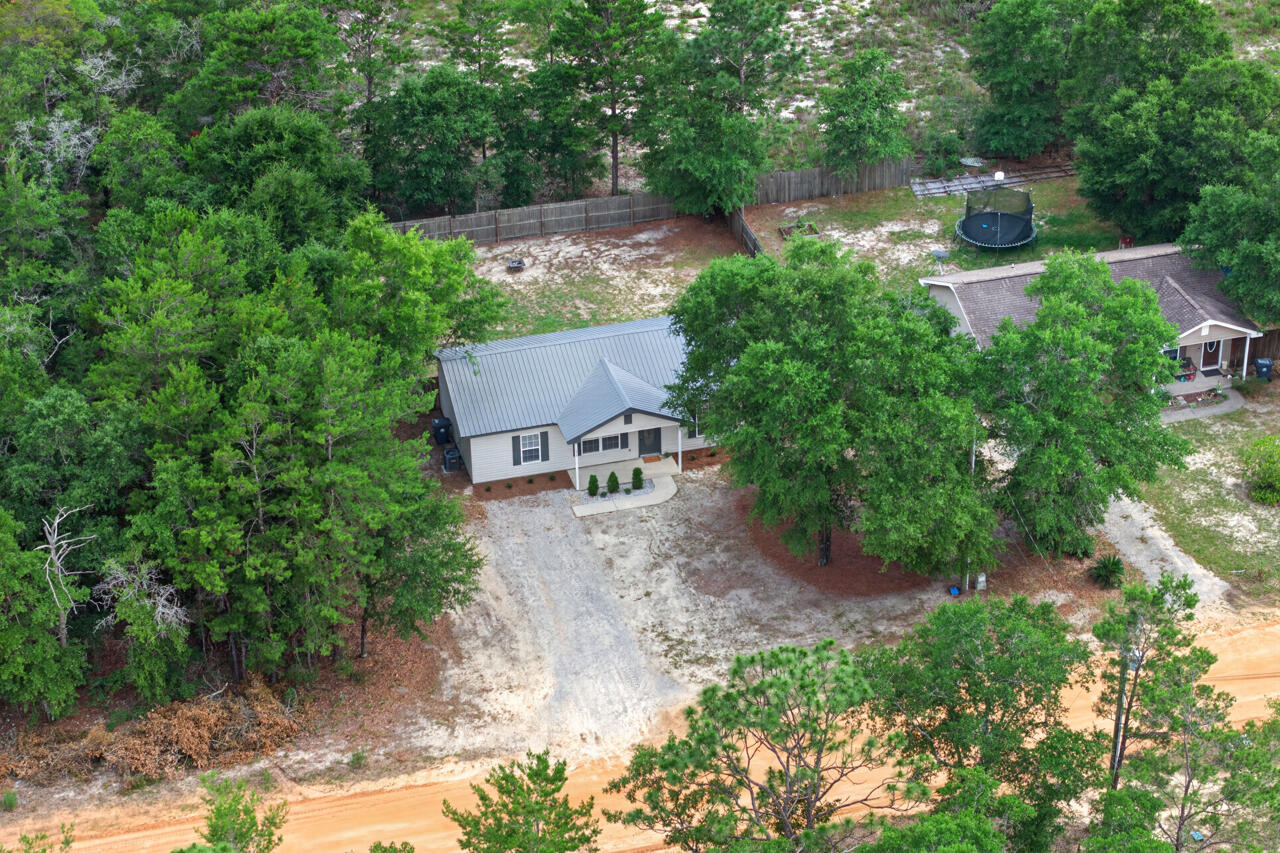 226 E Cypress Avenue, DeFuniak Springs