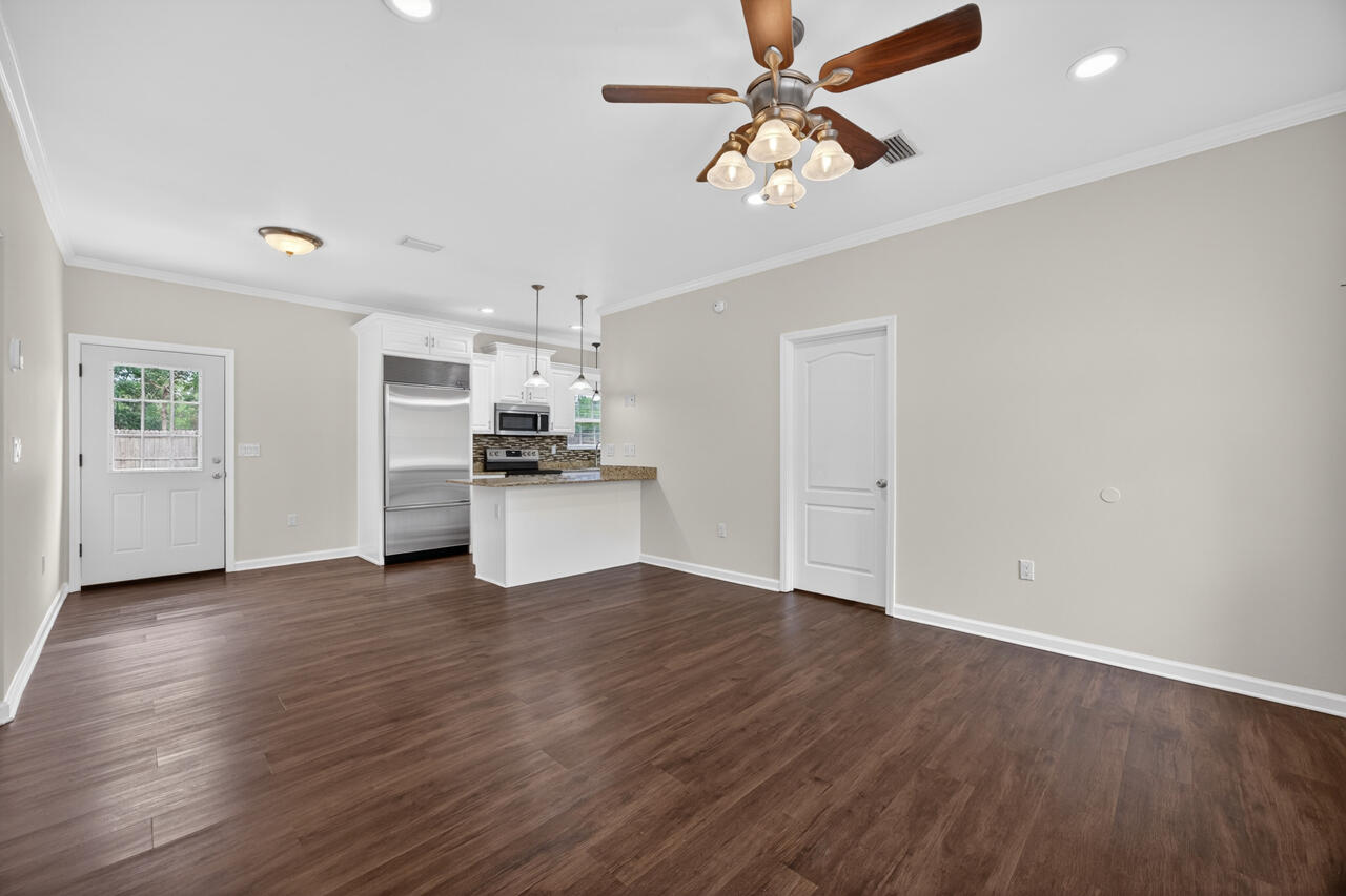 226 E Cypress Avenue, DeFuniak Springs