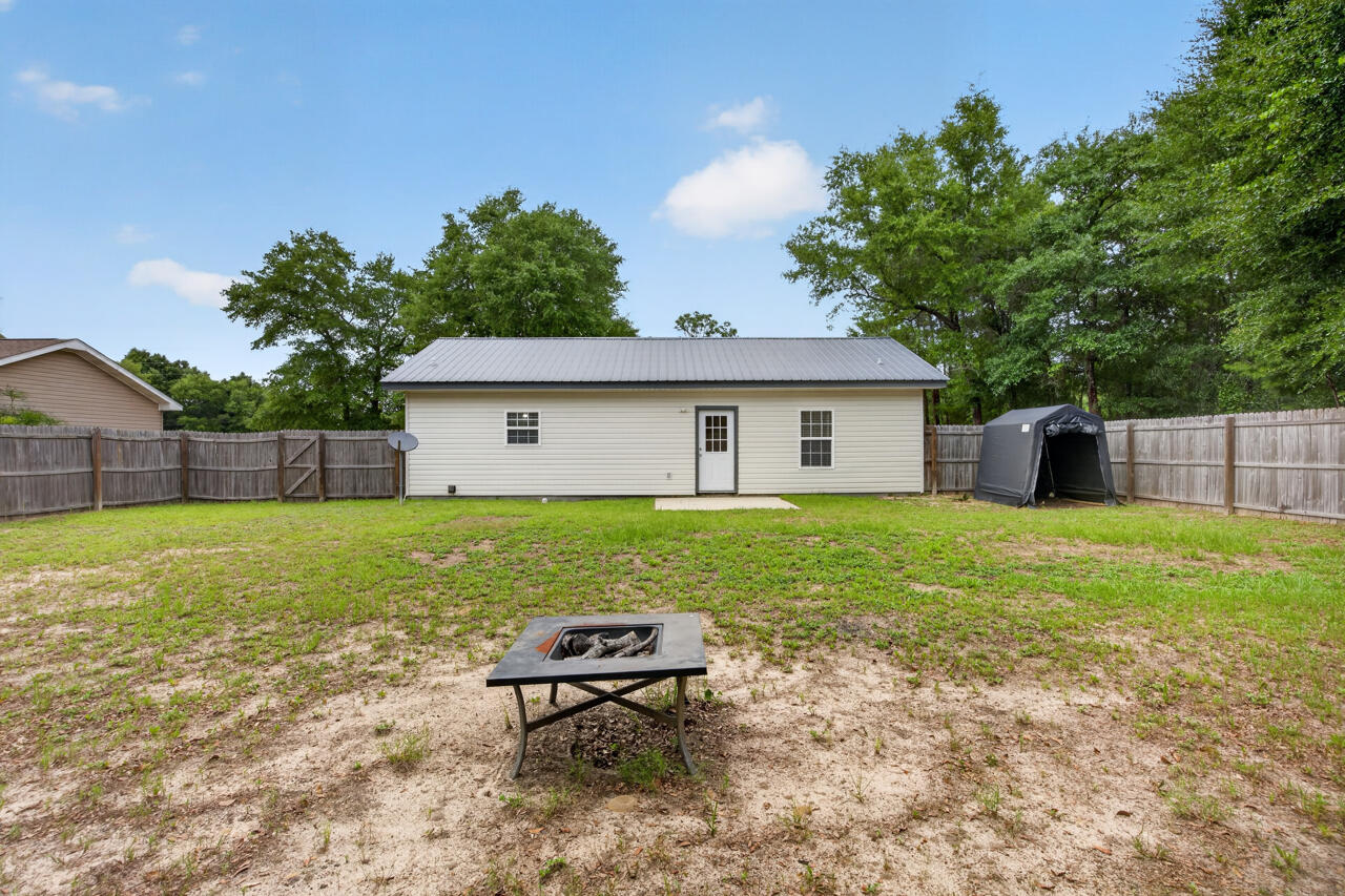 226 E Cypress Avenue, DeFuniak Springs