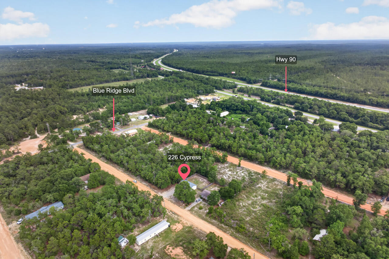 226 E Cypress Avenue, DeFuniak Springs