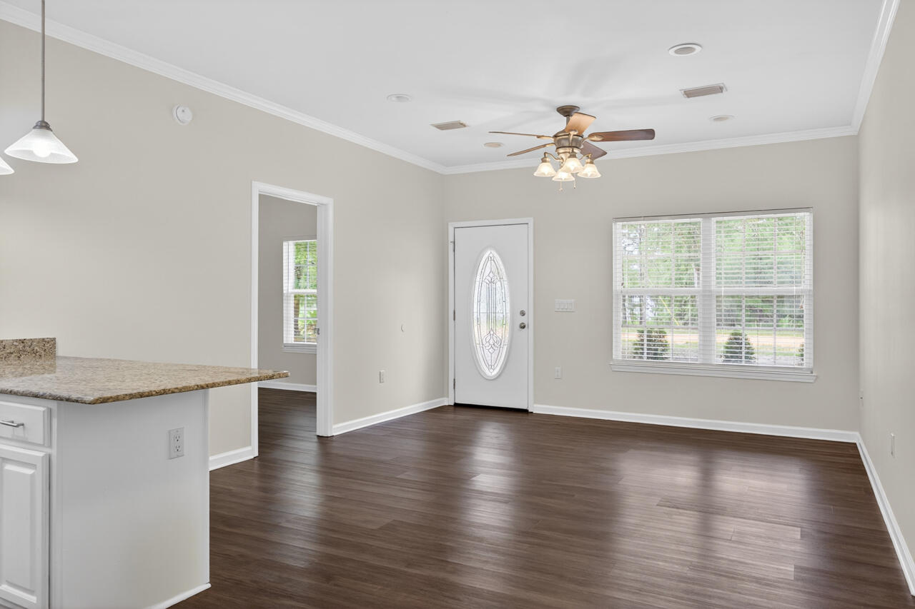 226 E Cypress Avenue, DeFuniak Springs