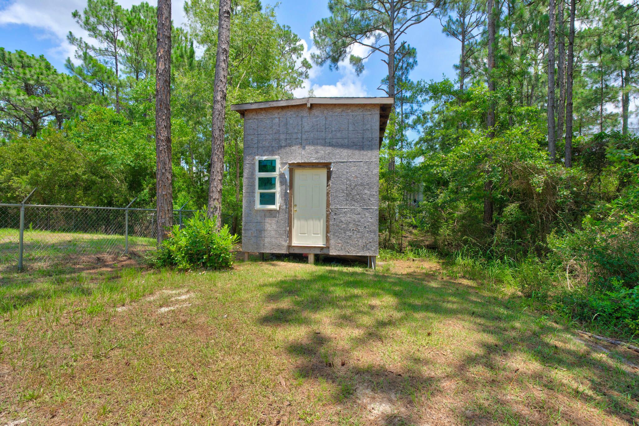 98 Holly Pines Circle