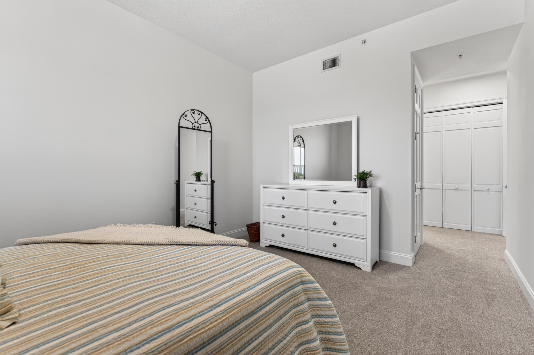5 Calhoun Avenue 504