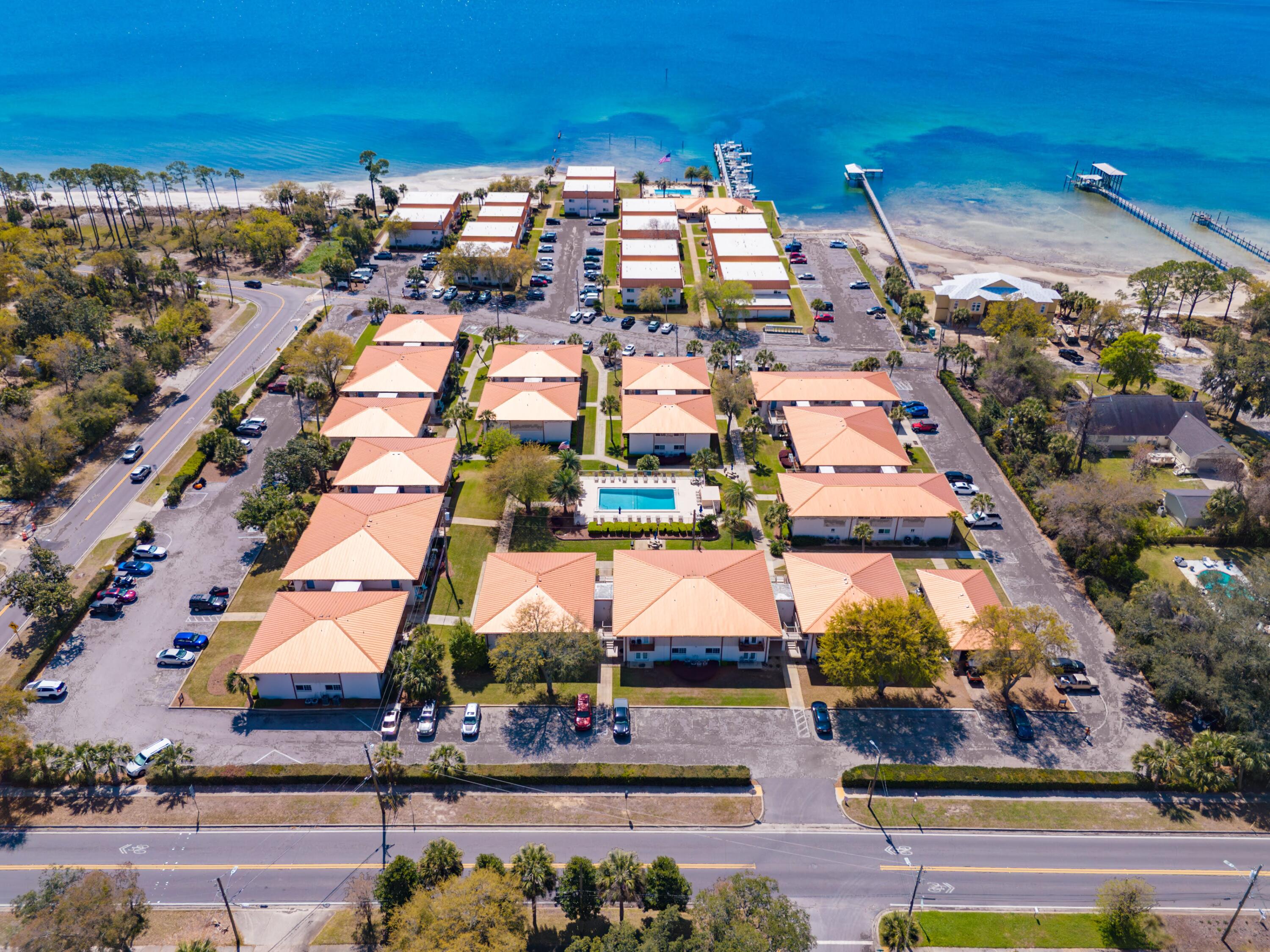 2100 W Beach Drive APT D101