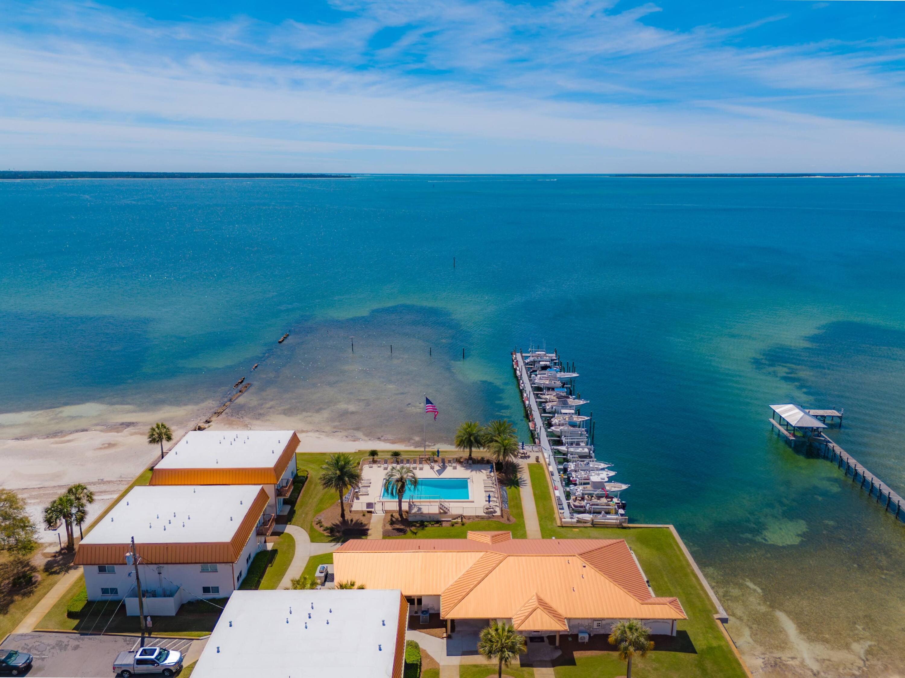 2100 W Beach Drive APT D101