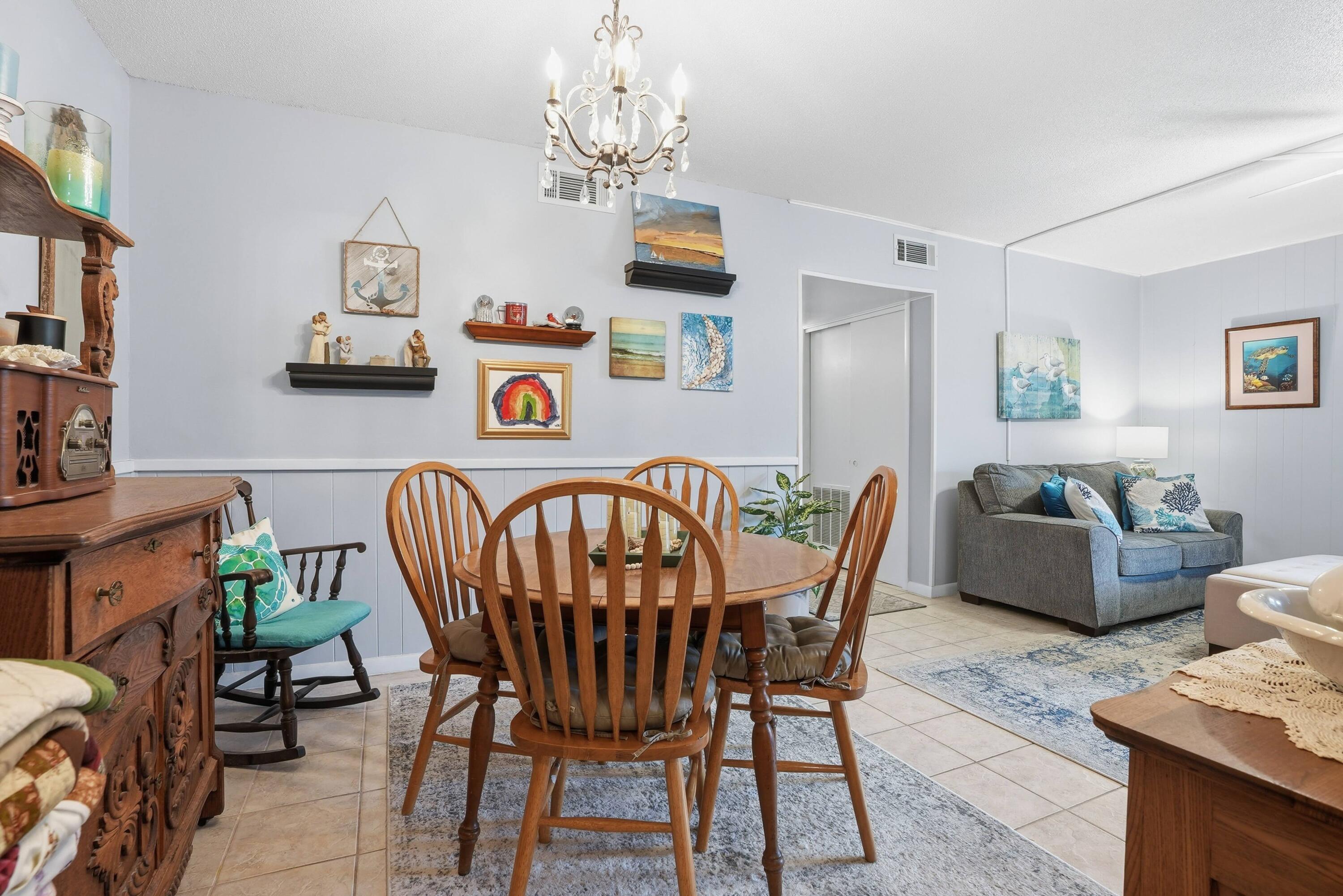 2100 W Beach Drive APT D101