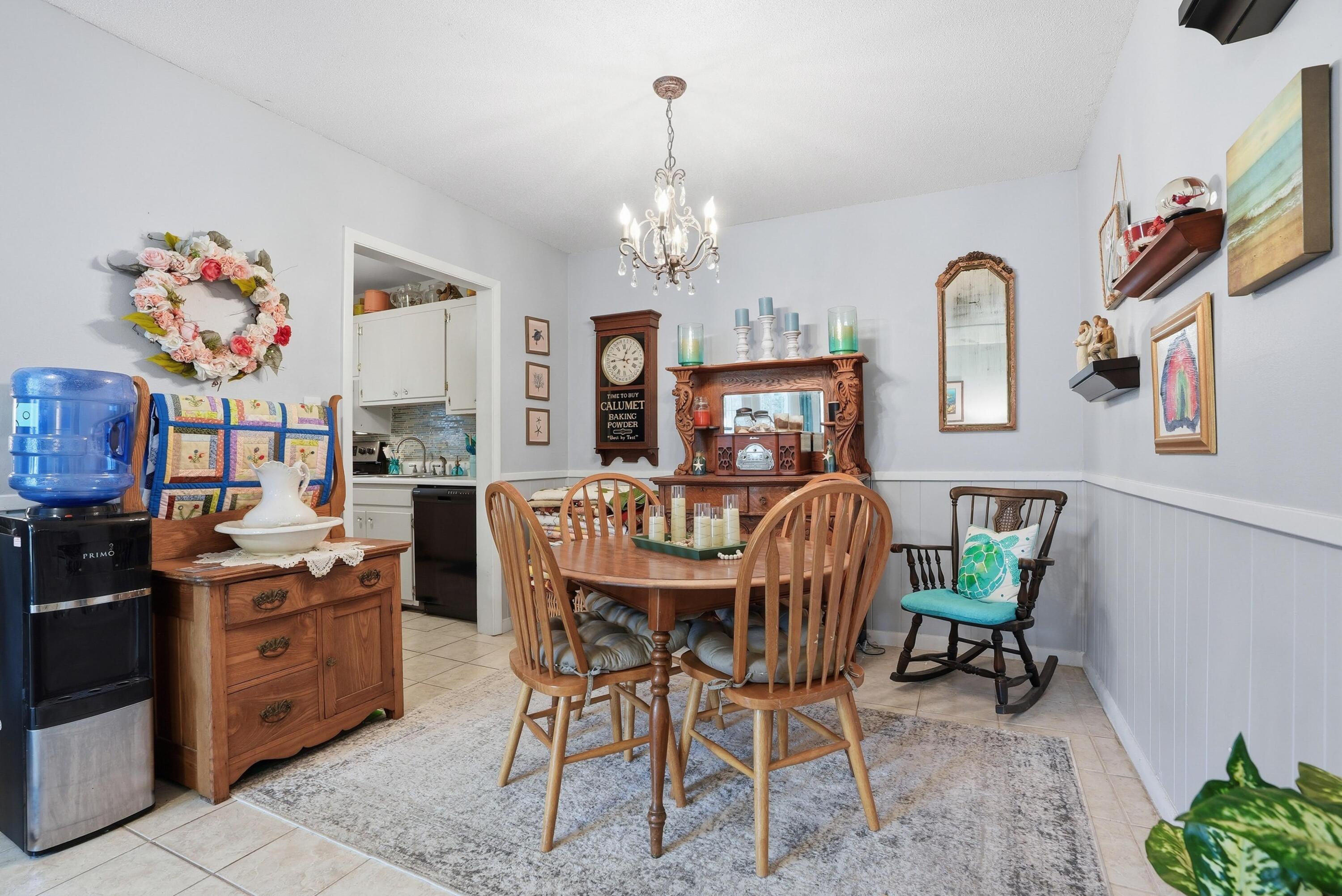 2100 W Beach Drive APT D101