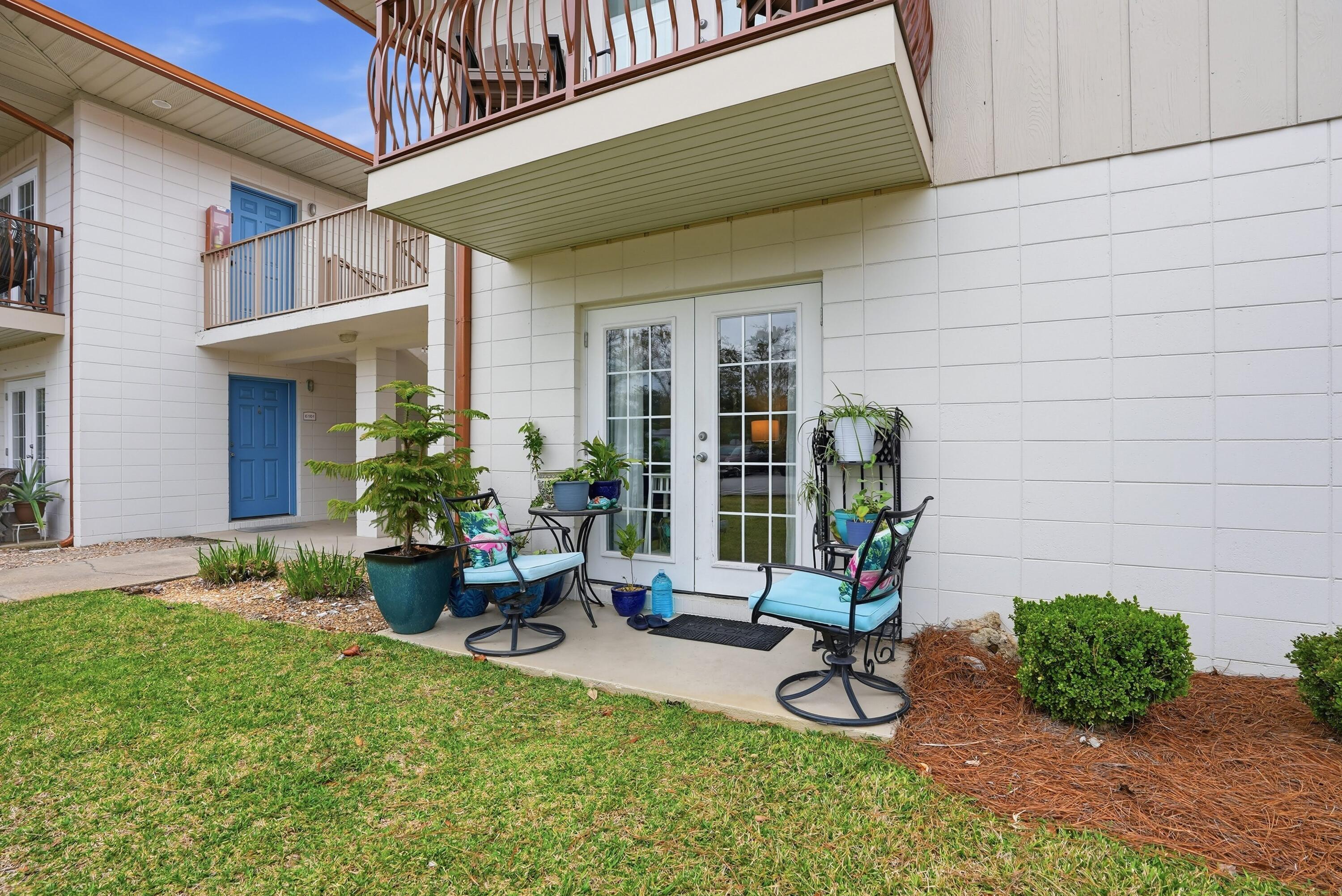 2100 W Beach Drive APT D101