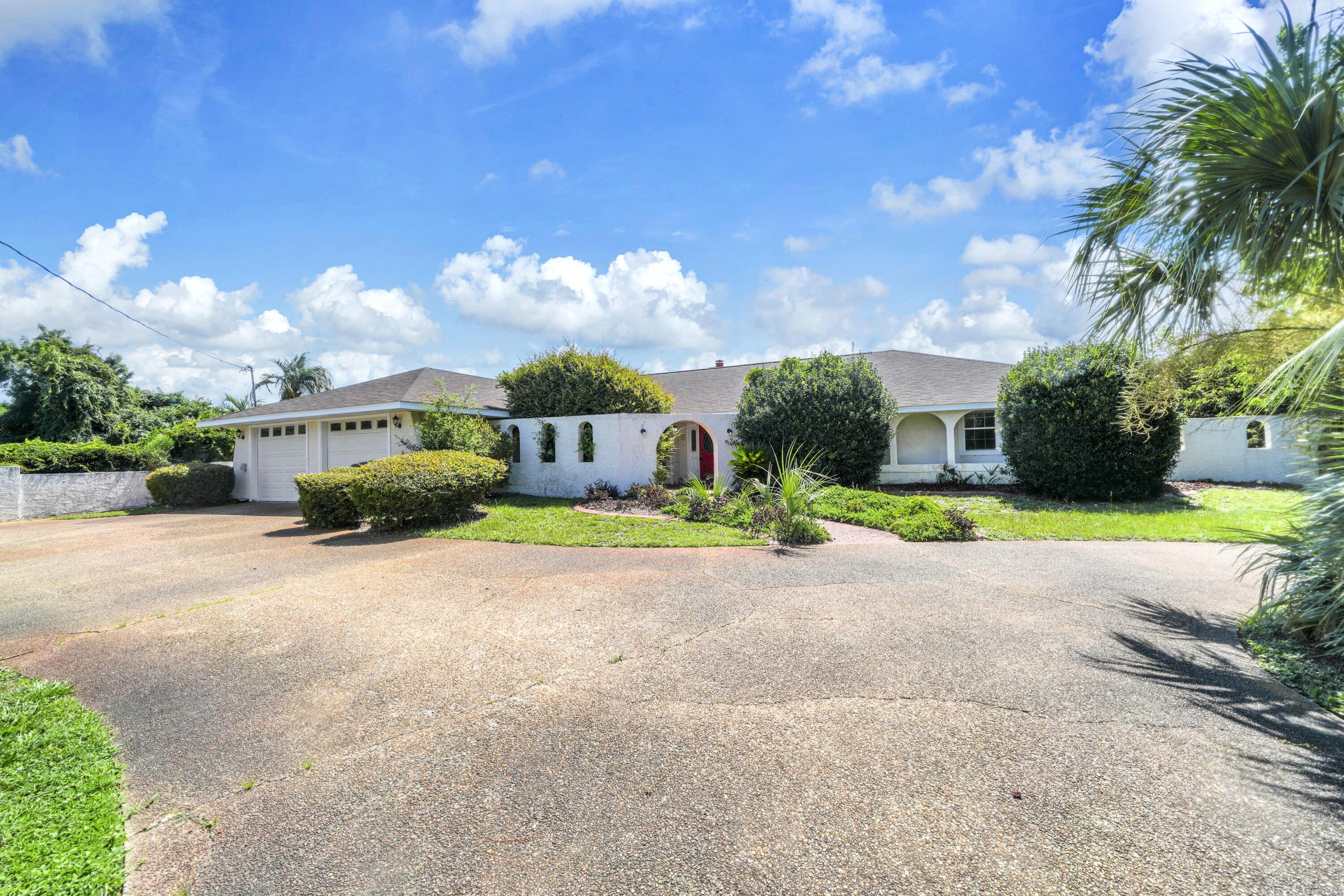 3024 Kingswood Drive