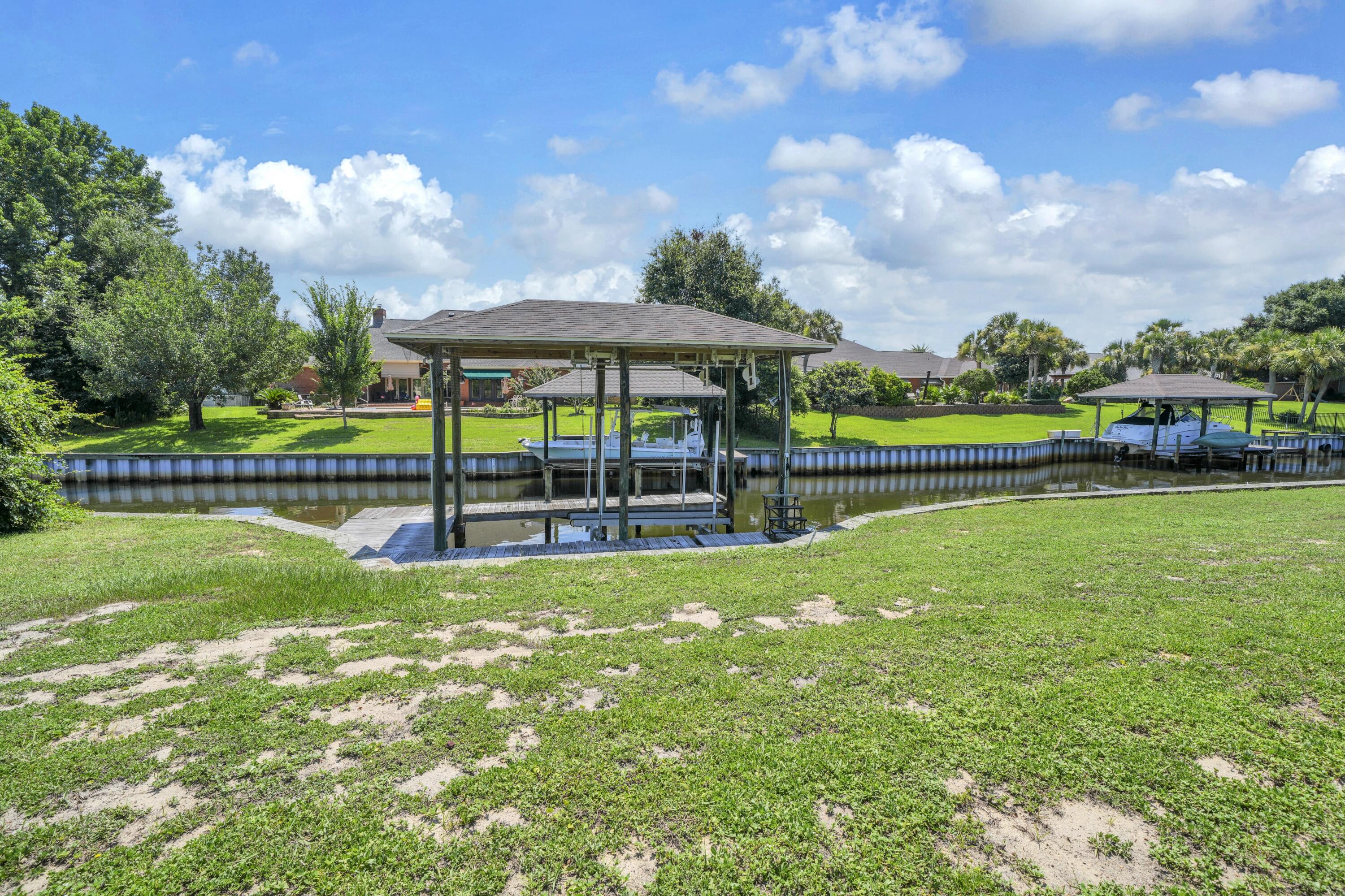 3024 Kingswood Drive