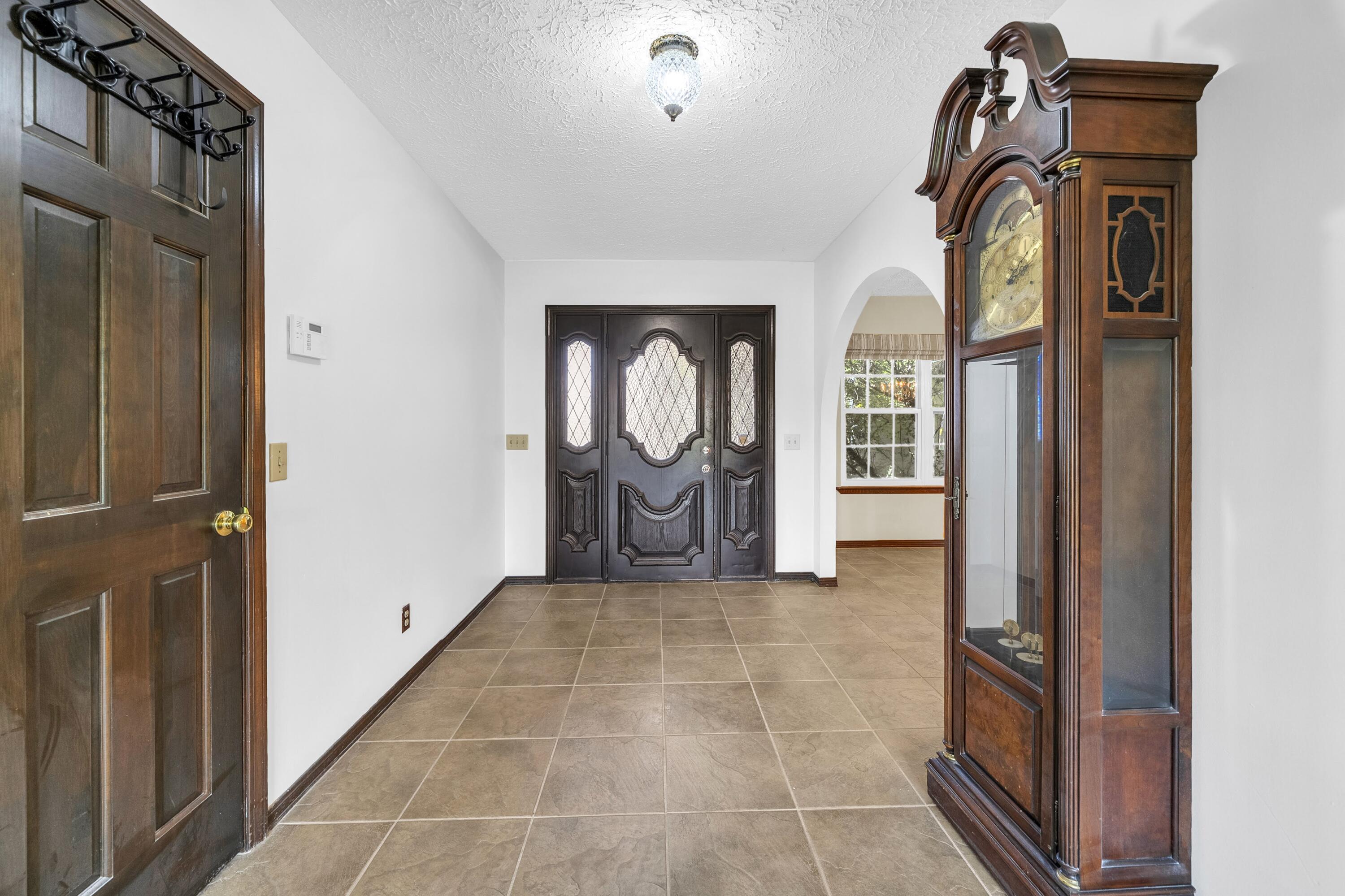 3024 Kingswood Drive