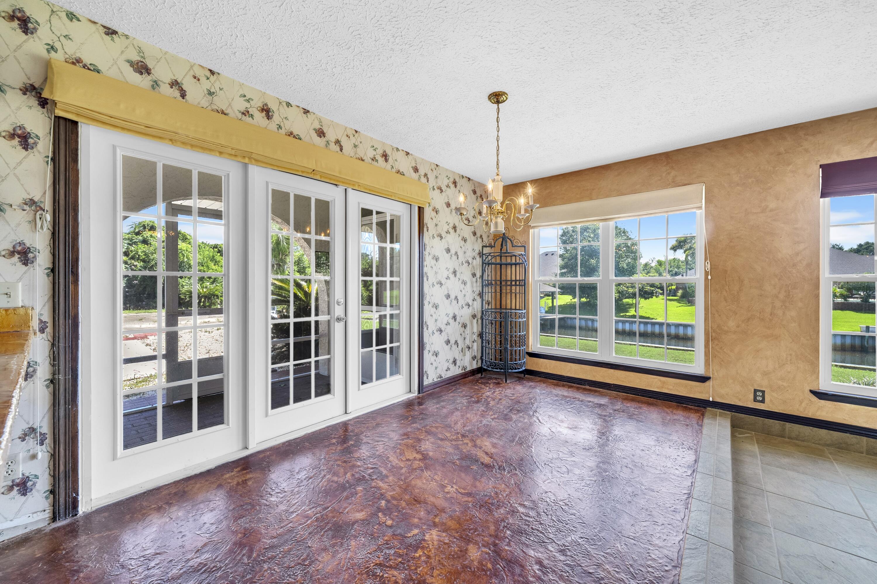 3024 Kingswood Drive
