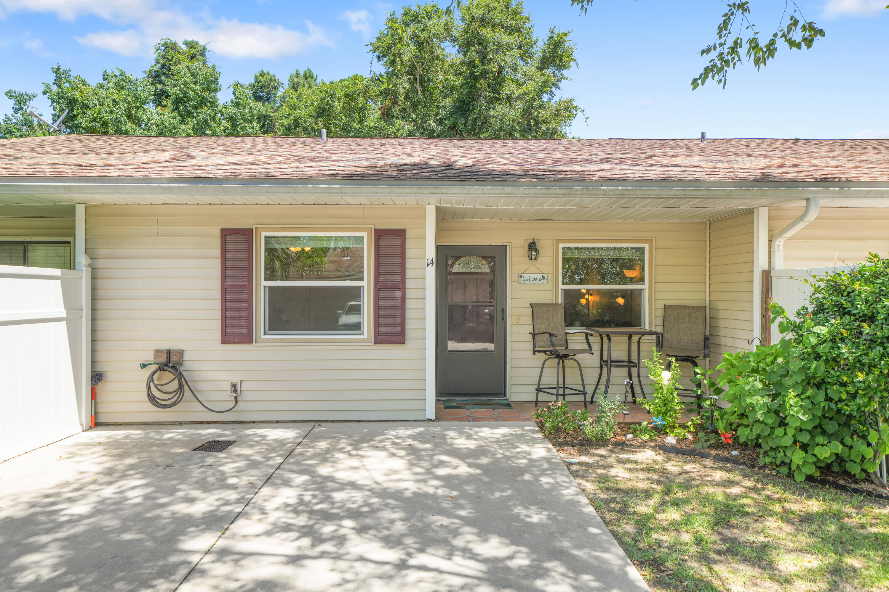 34 Blenheim Lane APT 14