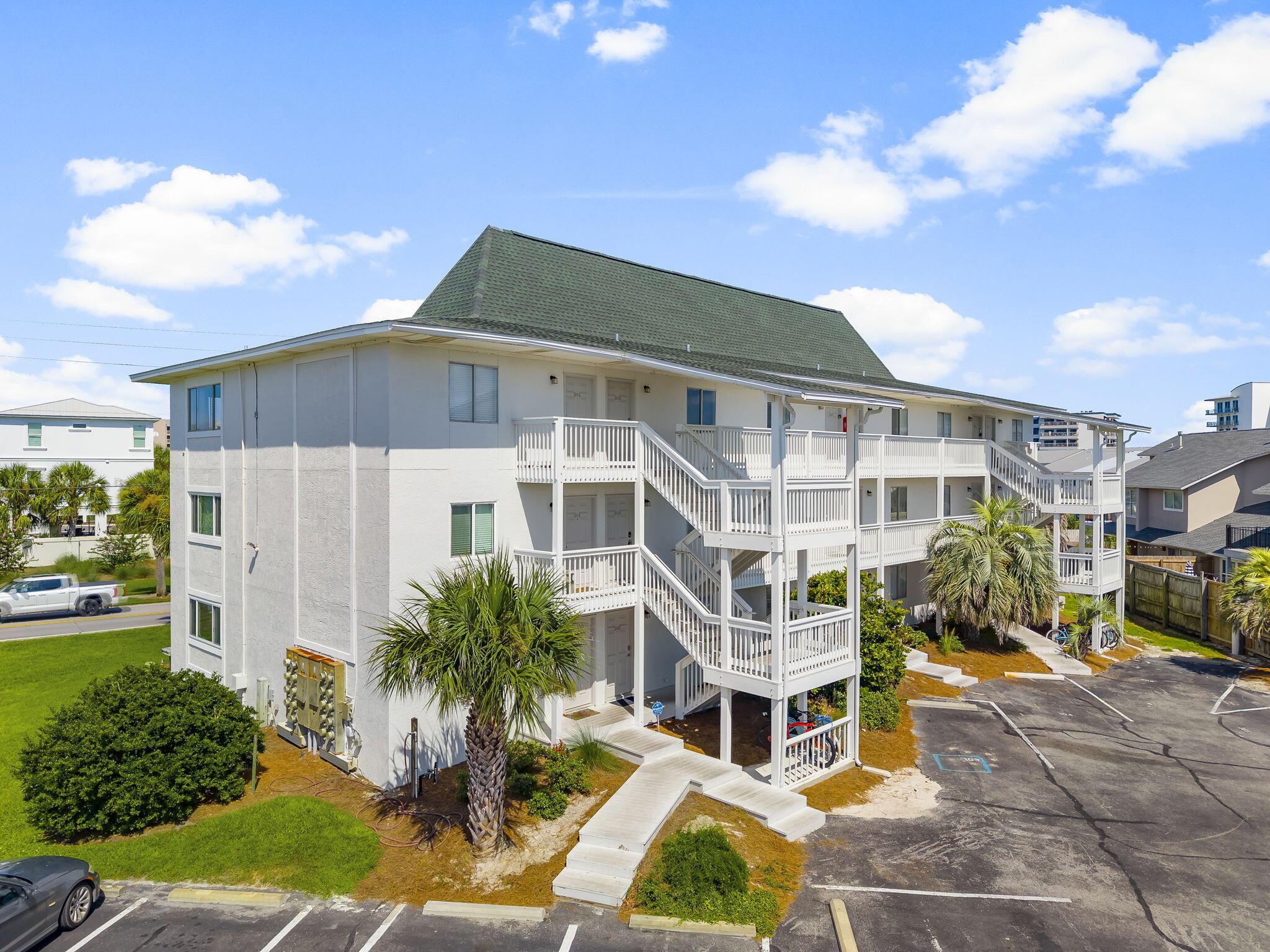 485 Gulf Shore Drive 103