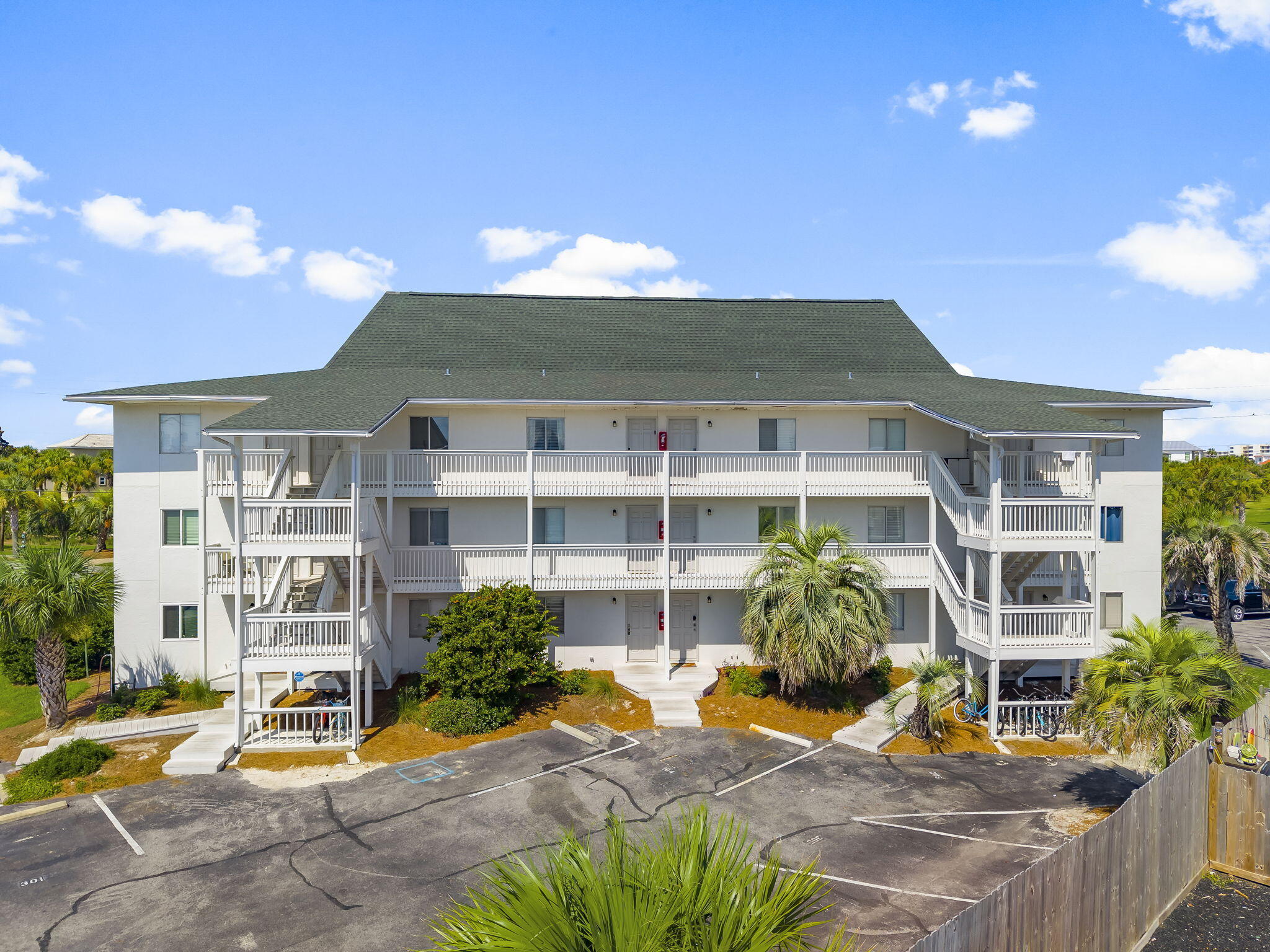 485 Gulf Shore Drive 103