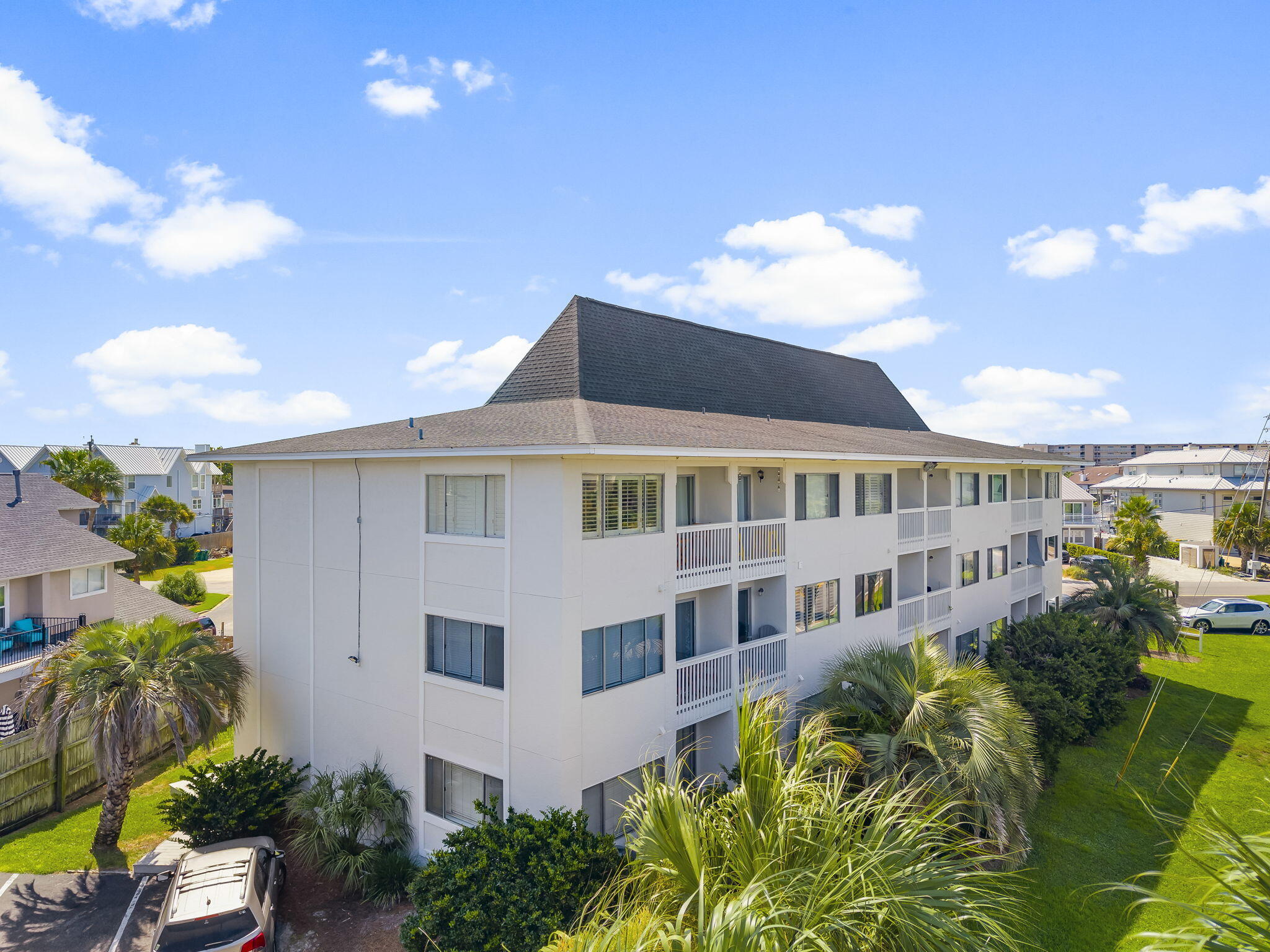 485 Gulf Shore Drive 103