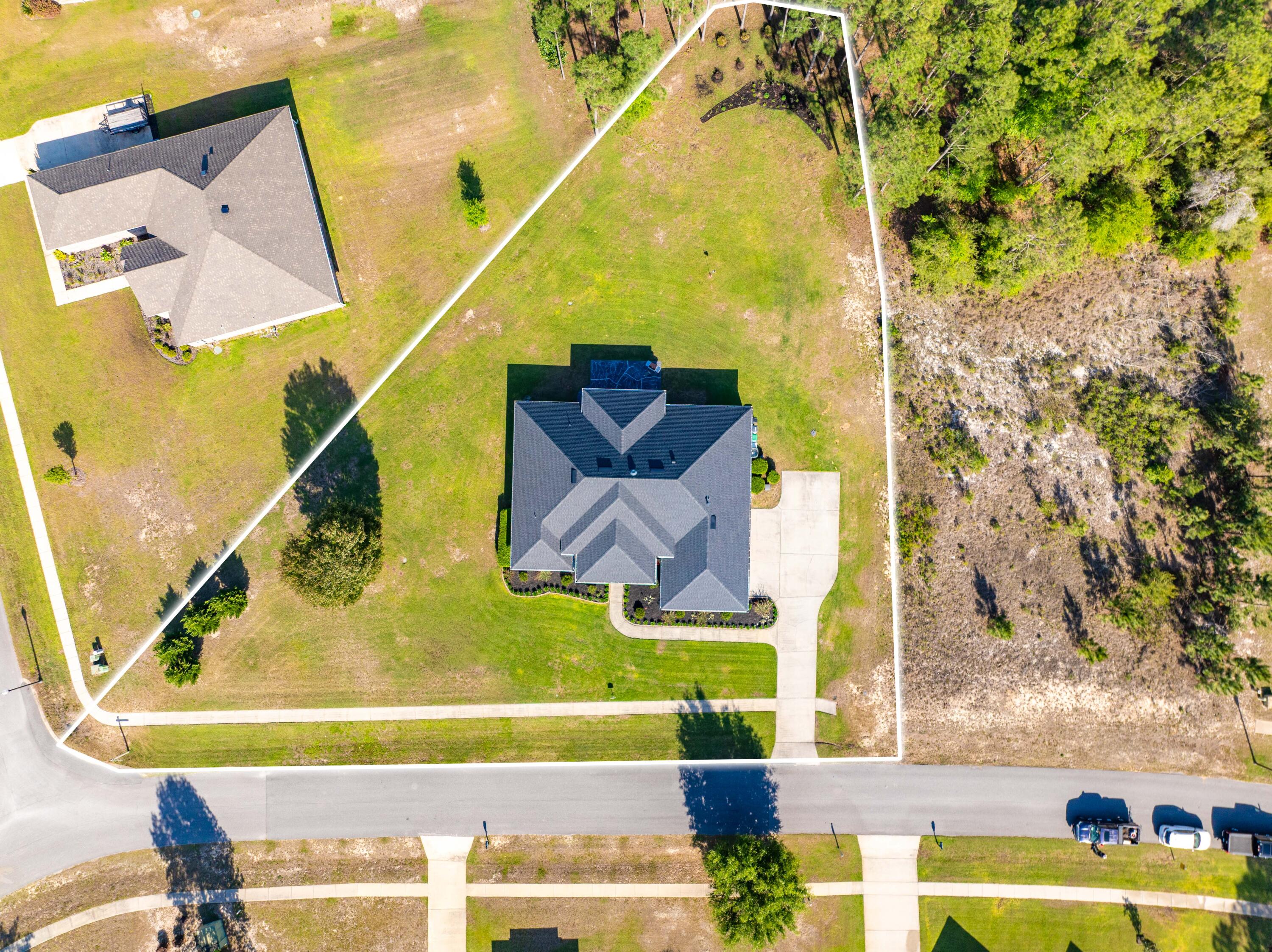 492 E Club House Drive